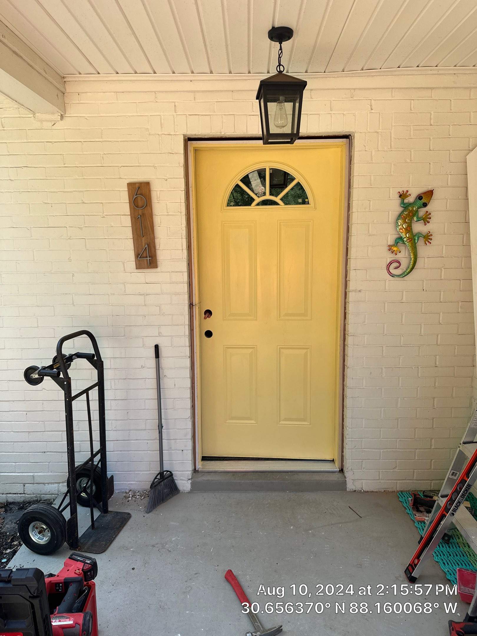 Door Installation Services by Hangman Mounting & Installation 