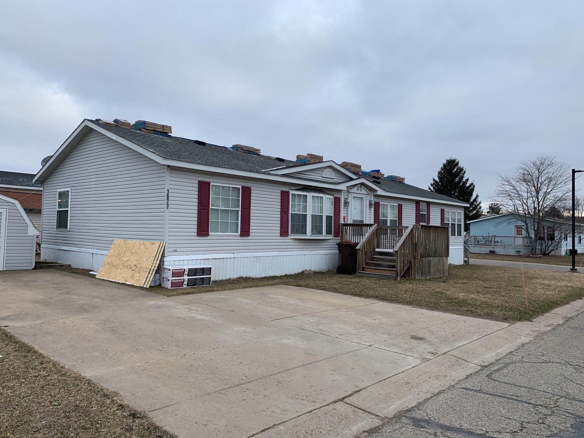 Roof Replacement using CertainTeed Landmark by 180 Contractors