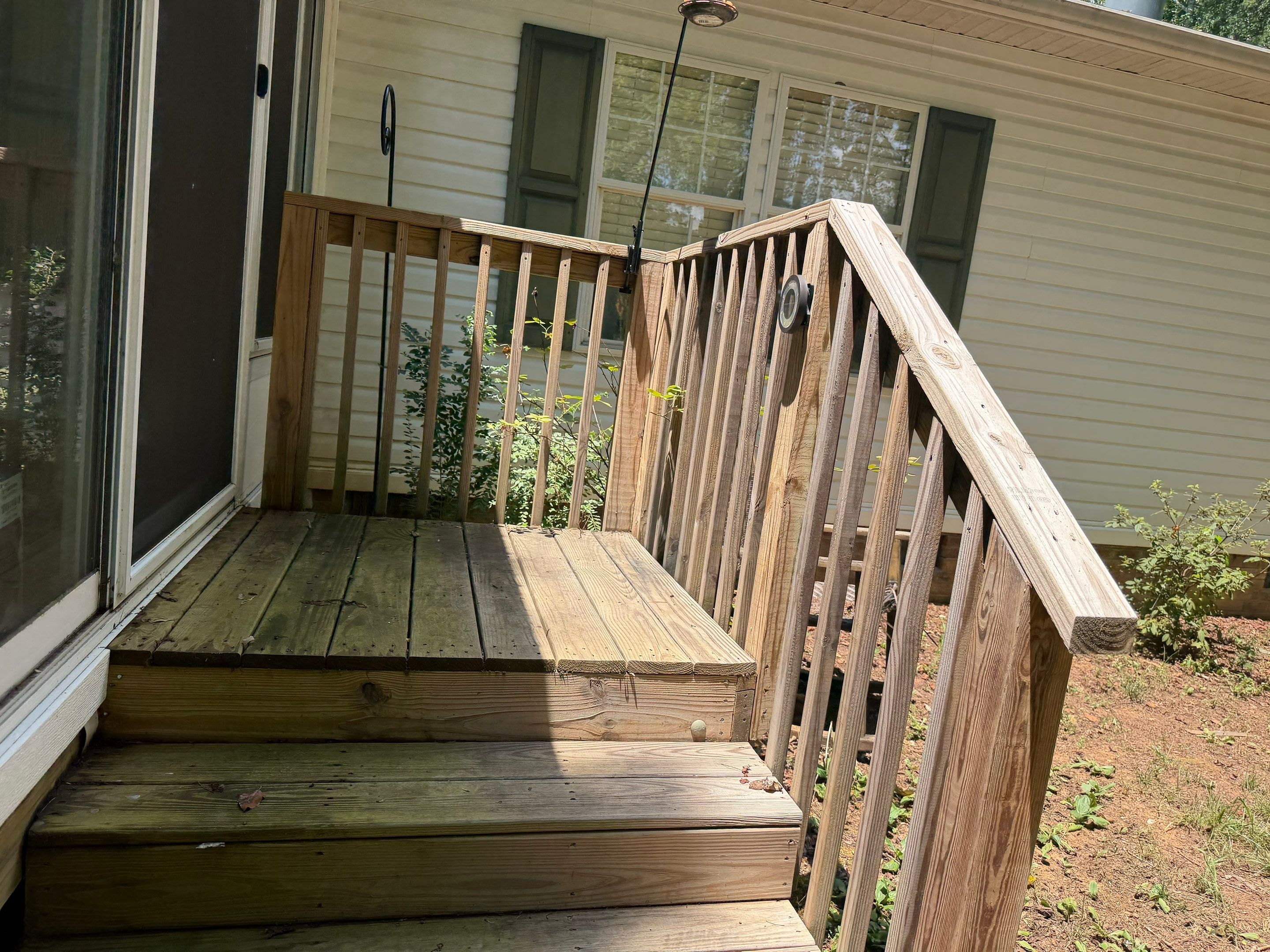 Deck using Wood Sealant by DuraSeal