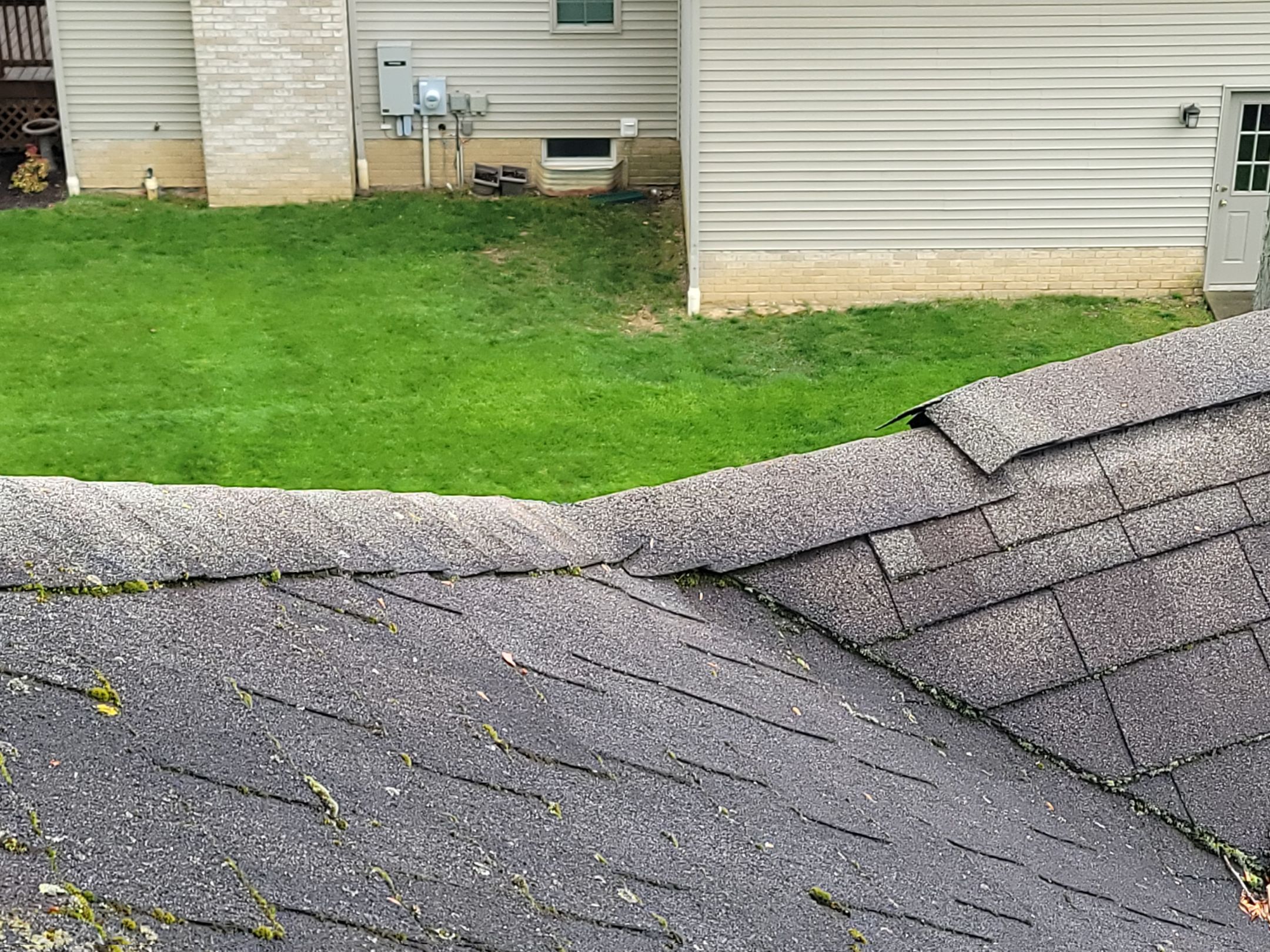 ATLAS PINNACLE COLOR: BLACK SHADOW by Eagle Eye Roofing