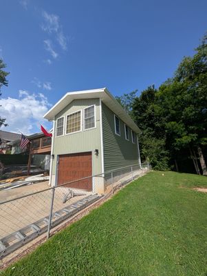 Roof Replacement & Seamless Gutters & Vinyl Siding Installation in Cape Fair