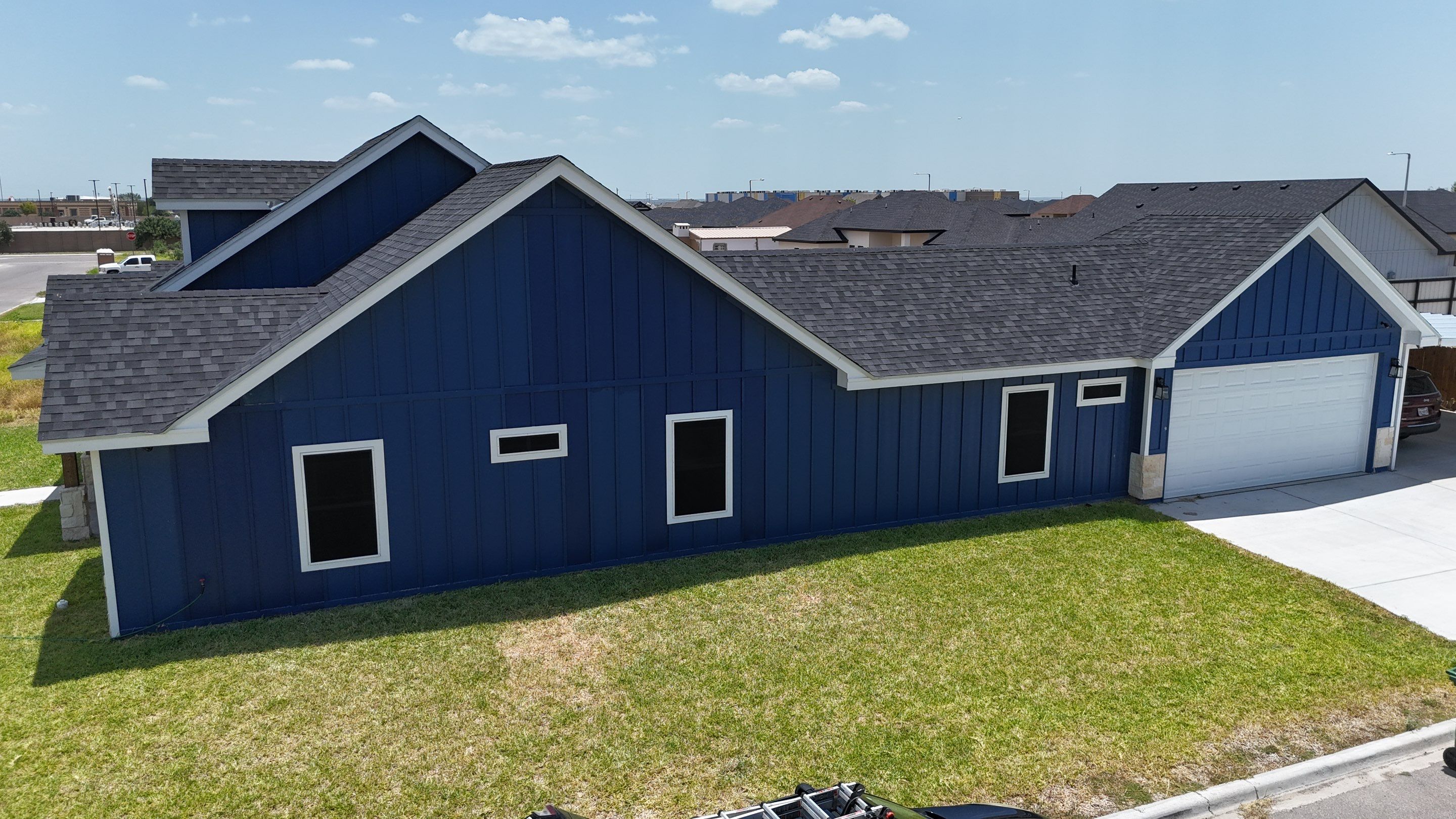 TruDef Onyx Black in Rio Grande City, Tx by PMG Home LLC