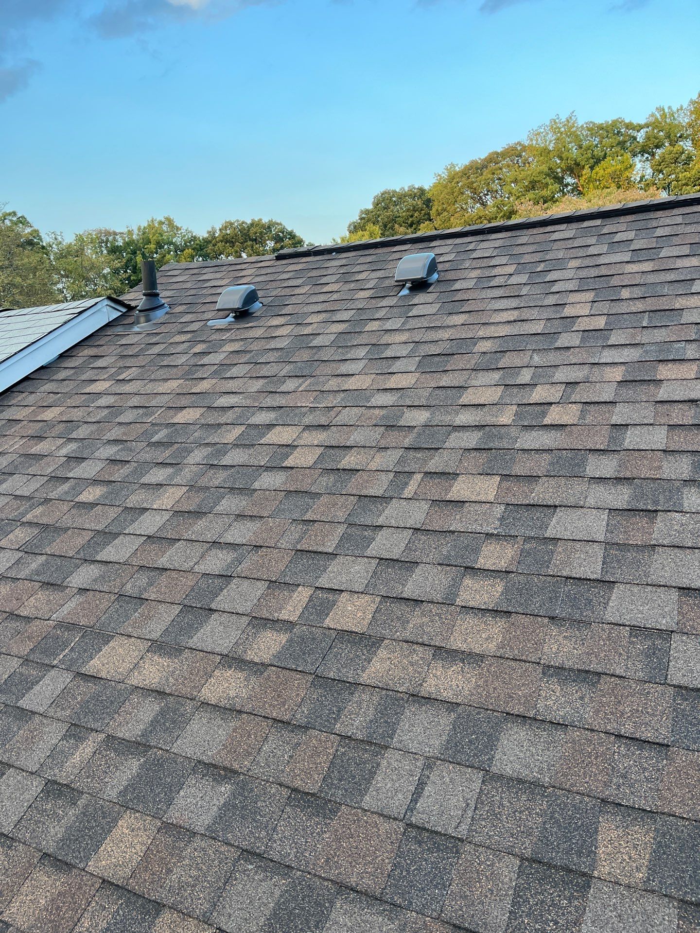 Springfield: Roof Replacement with Landmark Pro Designer Shingles in Max Def Shenandoah by RM Banning, Inc.