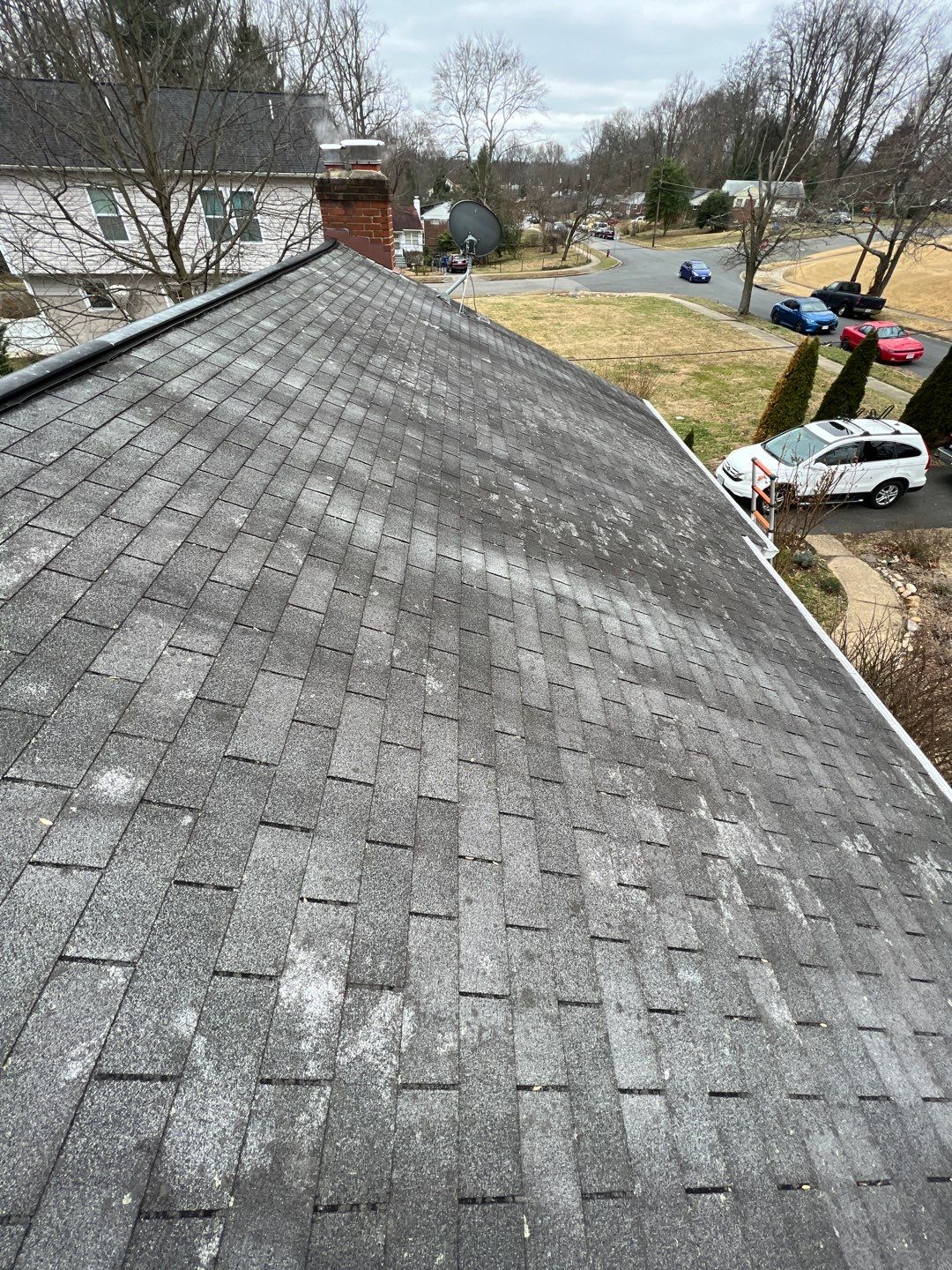 Falls Church - Certainteed Landmark Charcoal Black Roof Project by RM Banning, Inc.