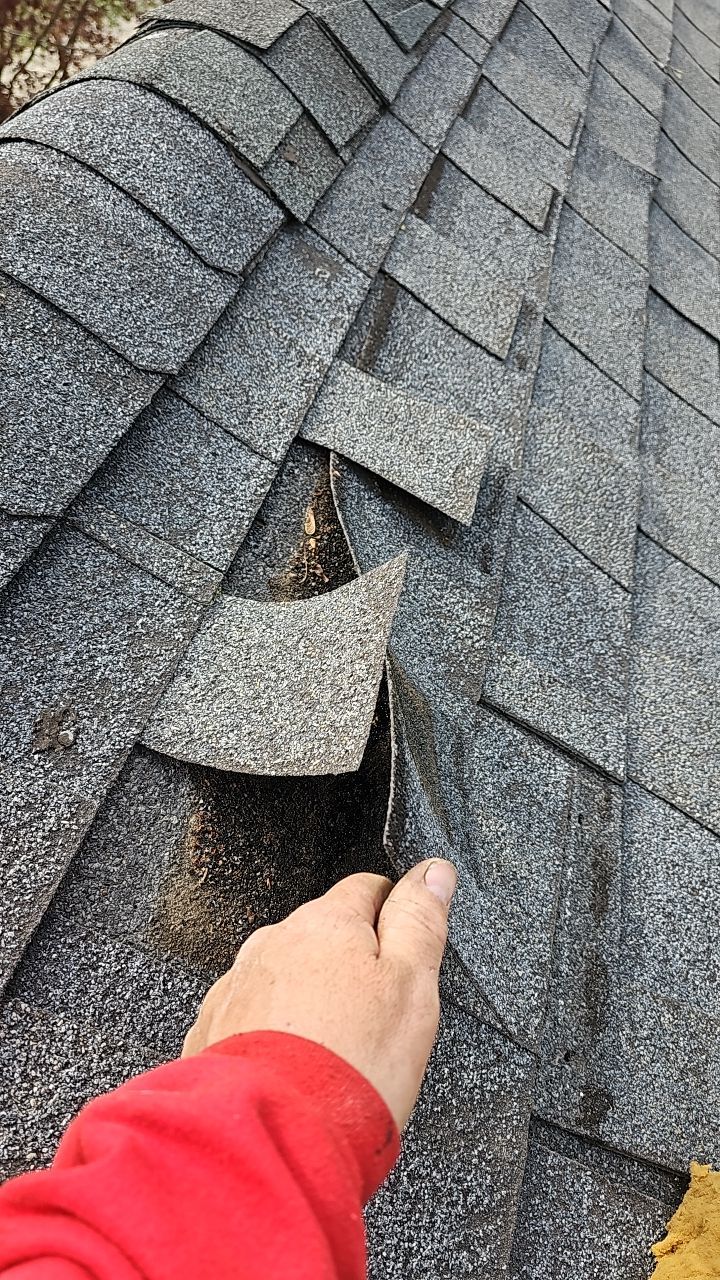 ATLAS PINNACLE COLOR: BLACK SHADOW by Eagle Eye Roofing