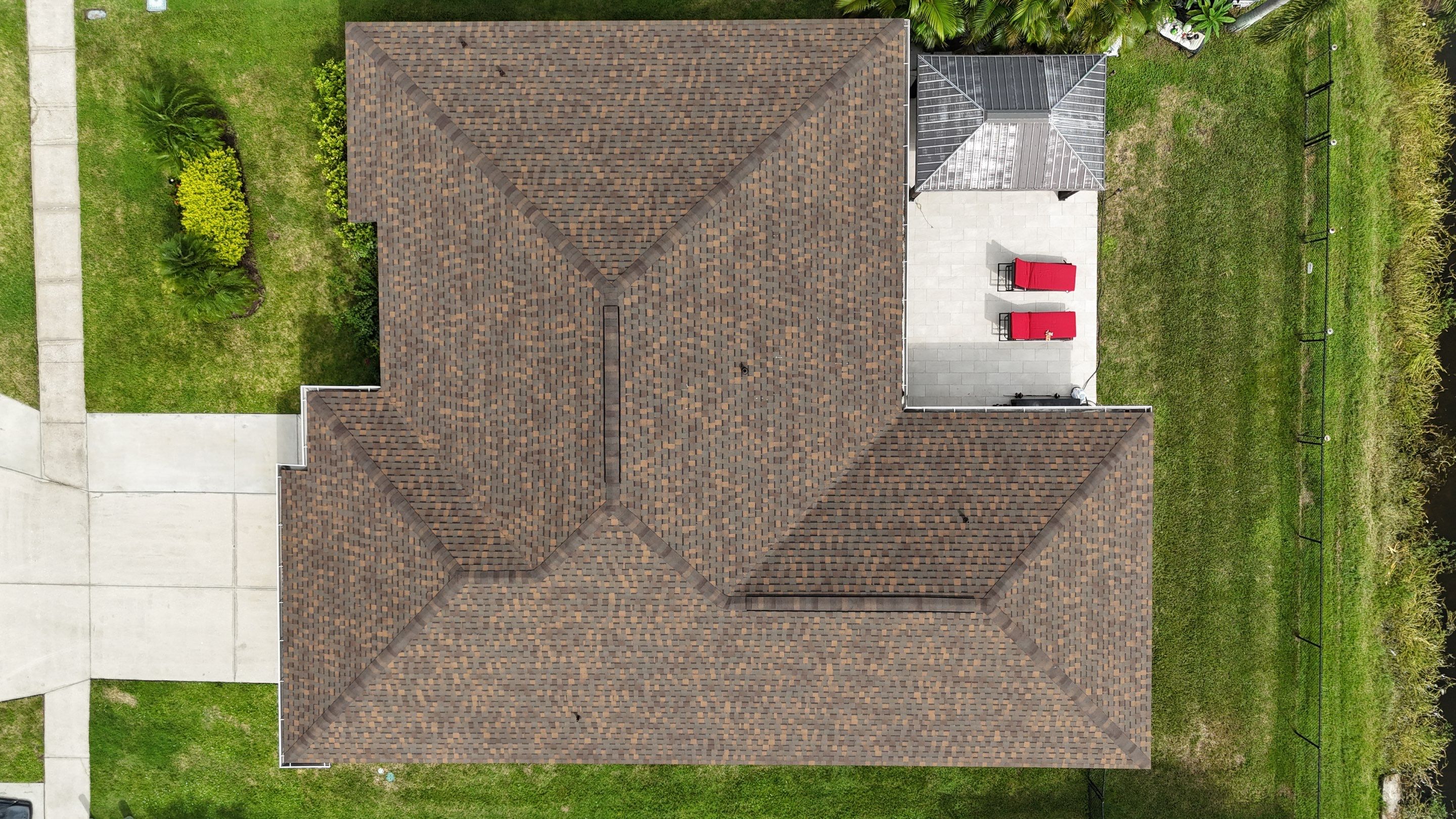 Roof Replacement in Bradenton, FL by Steadfast Roofing 
