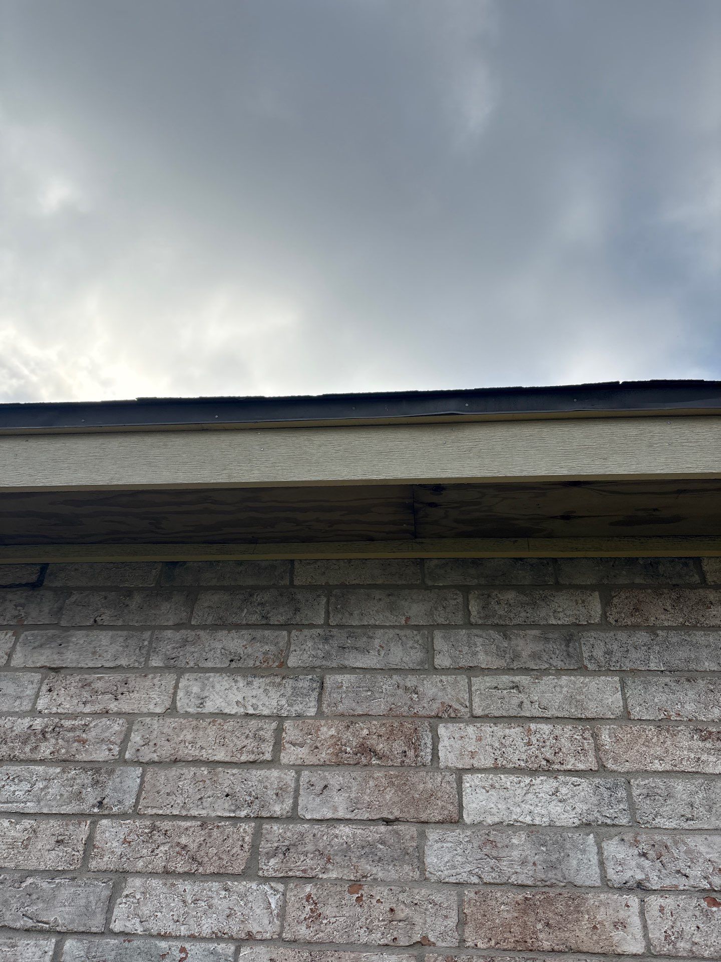 Run down on River Drive by Bayfront Roofing and Construction
