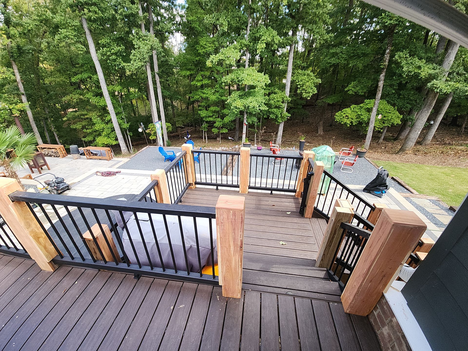 Fence and Deck using Wood Sealant and Stain by DuraSeal