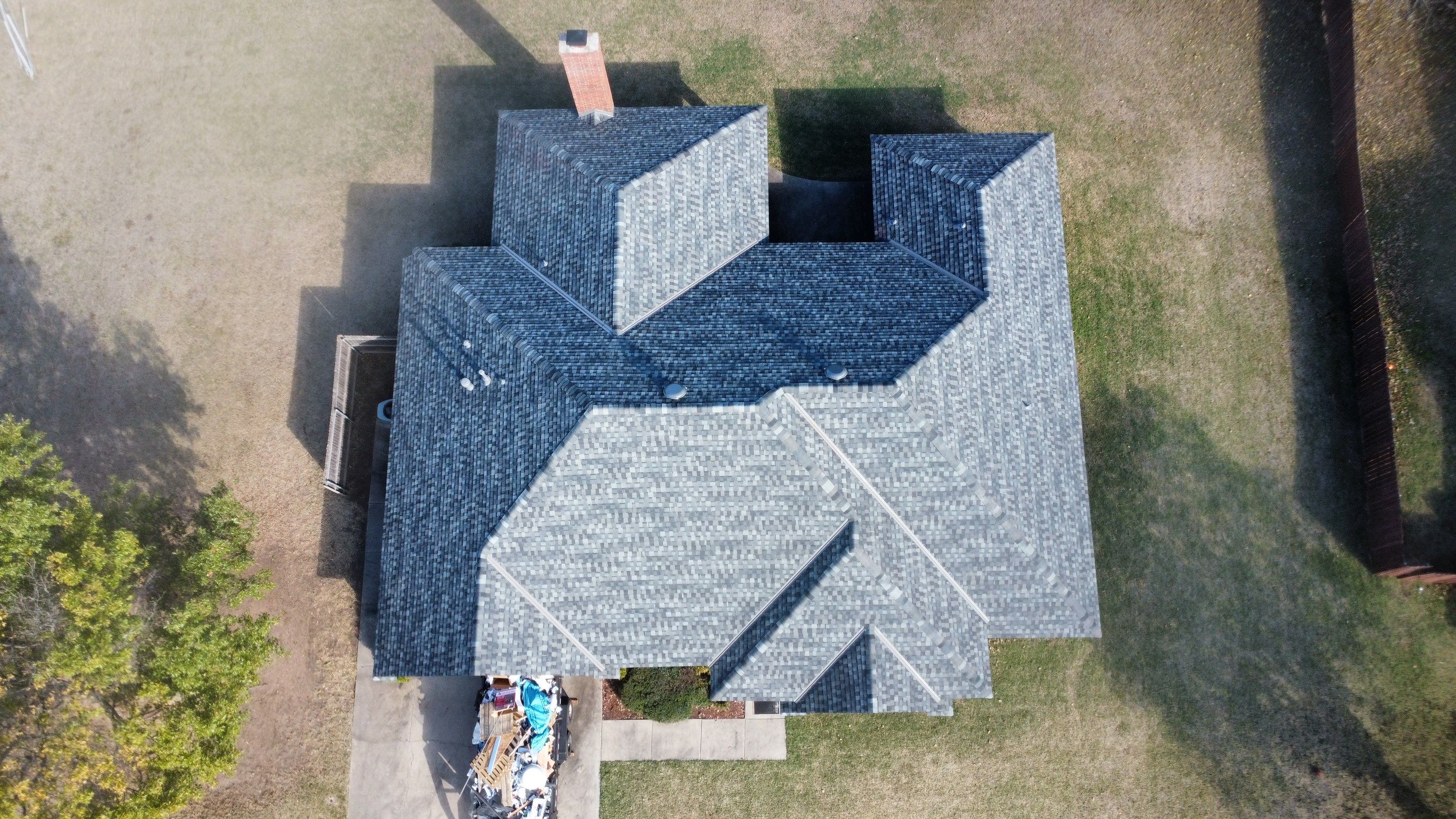 Icon Roofing and Construction LLC featured photo.