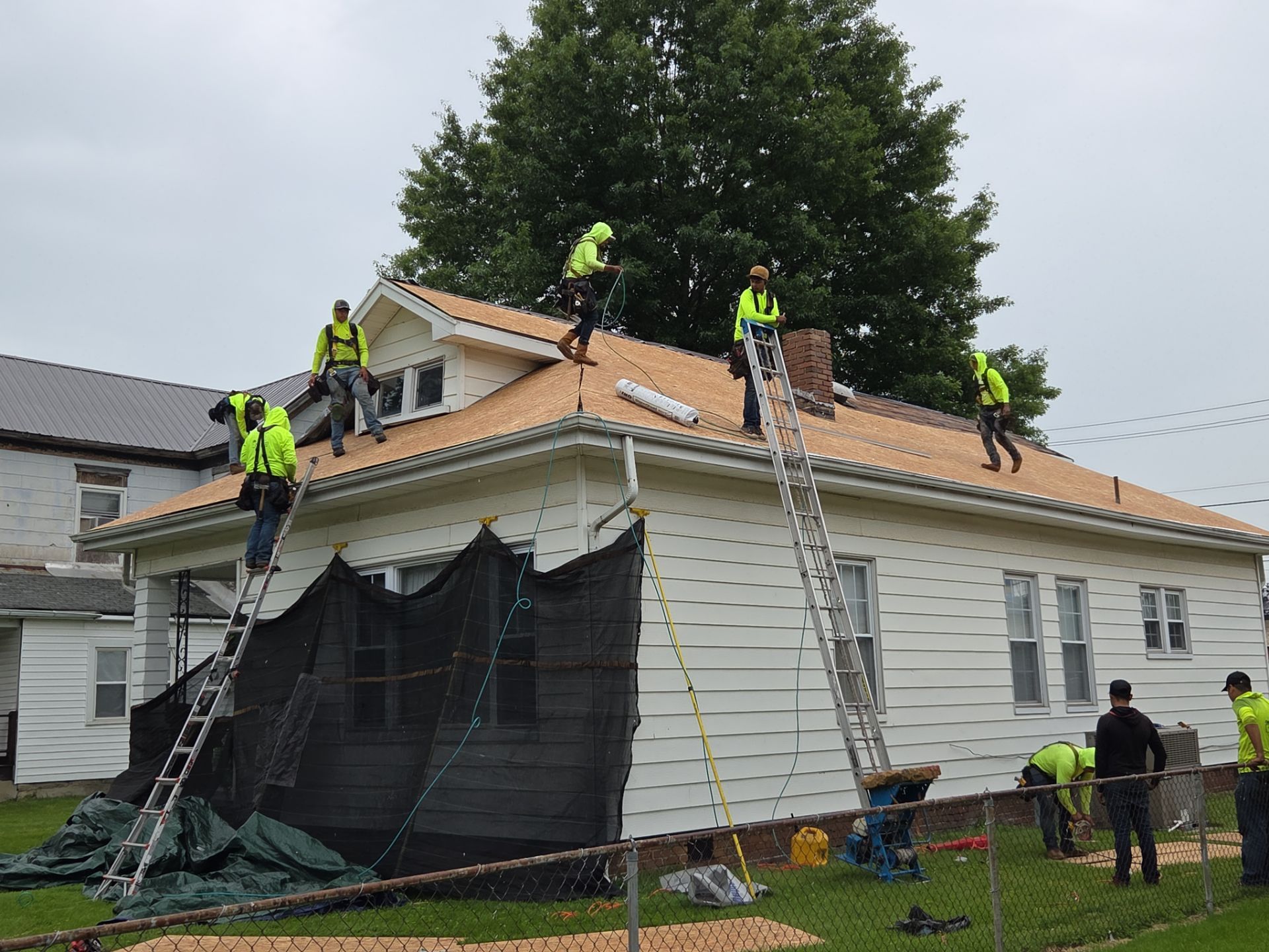 Residential Roofing Installation using Platinum Shield Roofing System from Mr. Roofer by Mr. Roofer