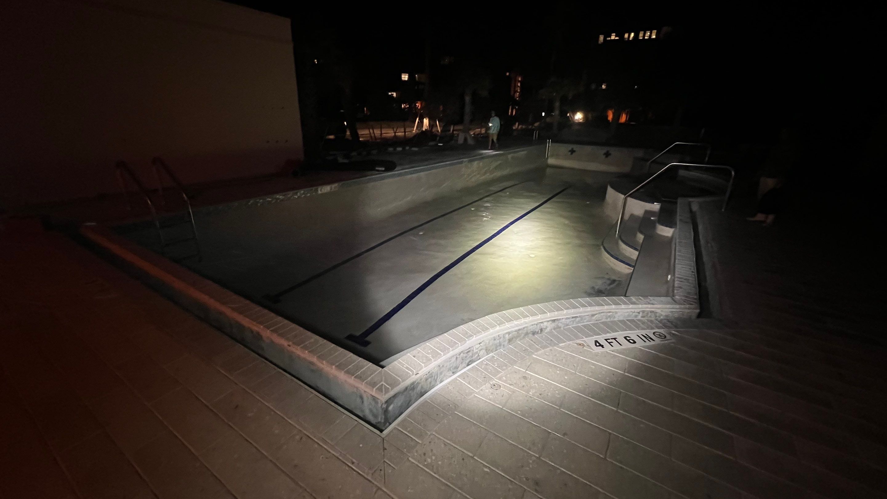 Beachside Community Club Pool Cleanout by APS Power & Water
