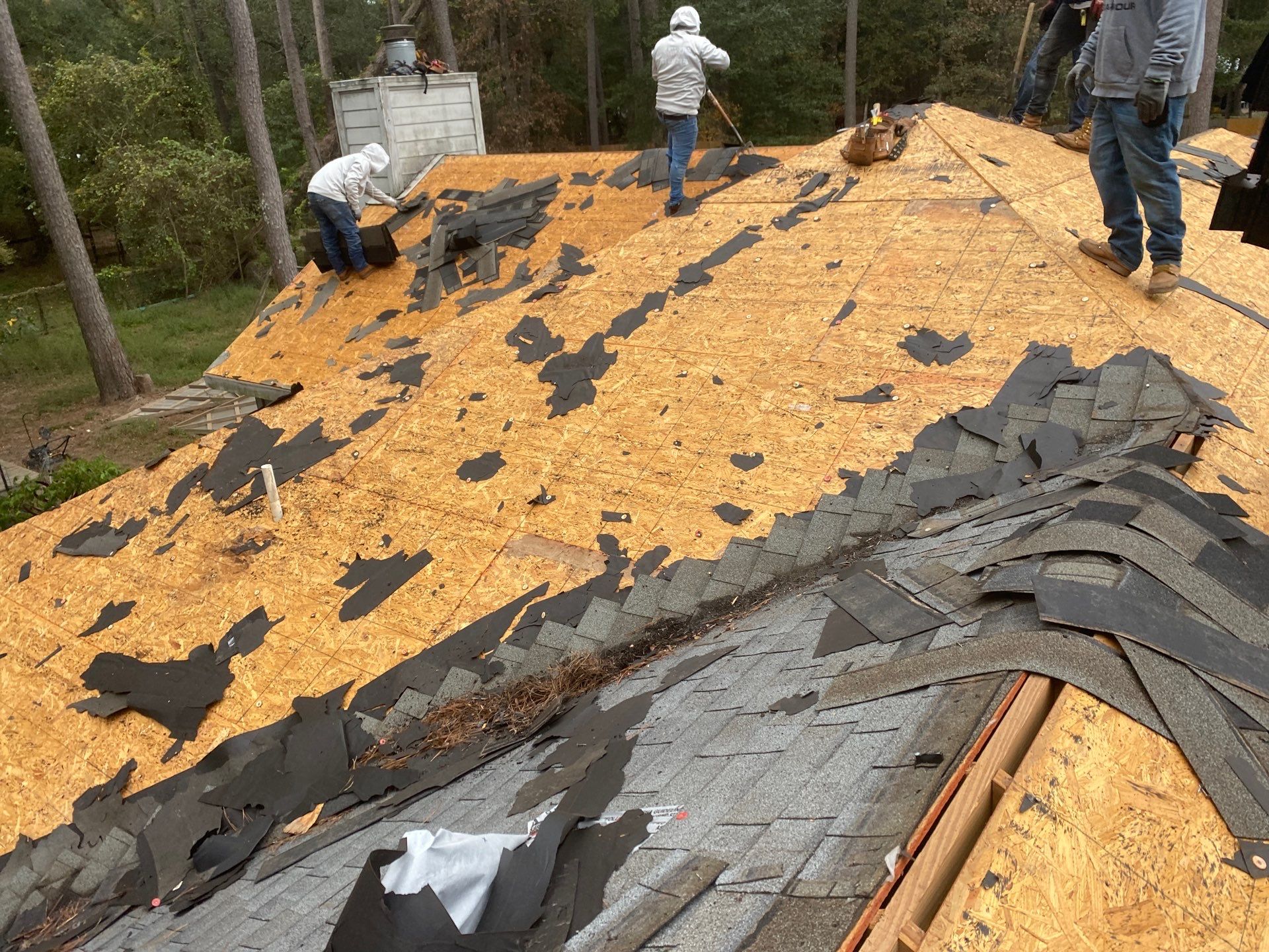 Residential Roofing Installation using Owen's Corning Duration (Lifetime) Shingles by Roof Repair Company