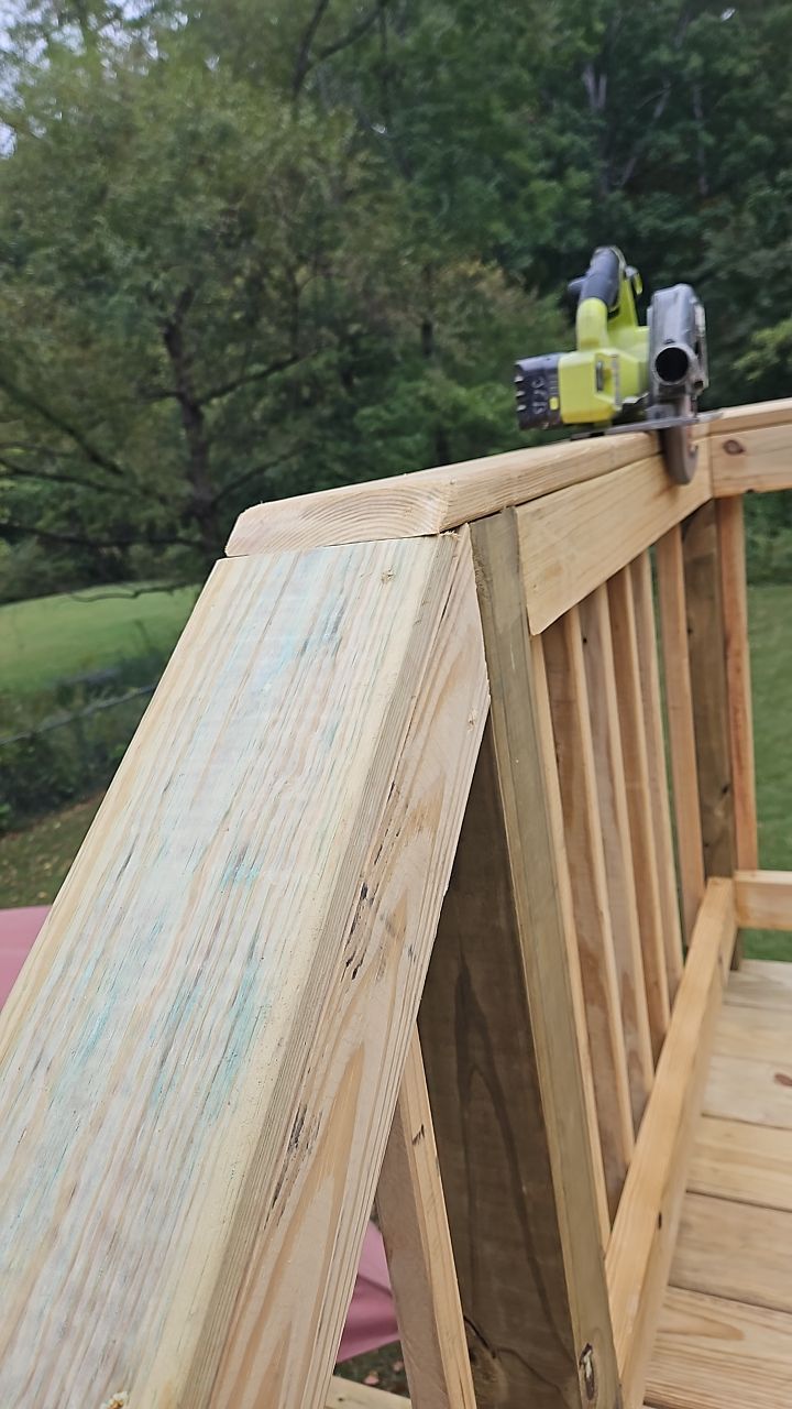 Windsor Blvd - Deck Installation by Pillar and Pine