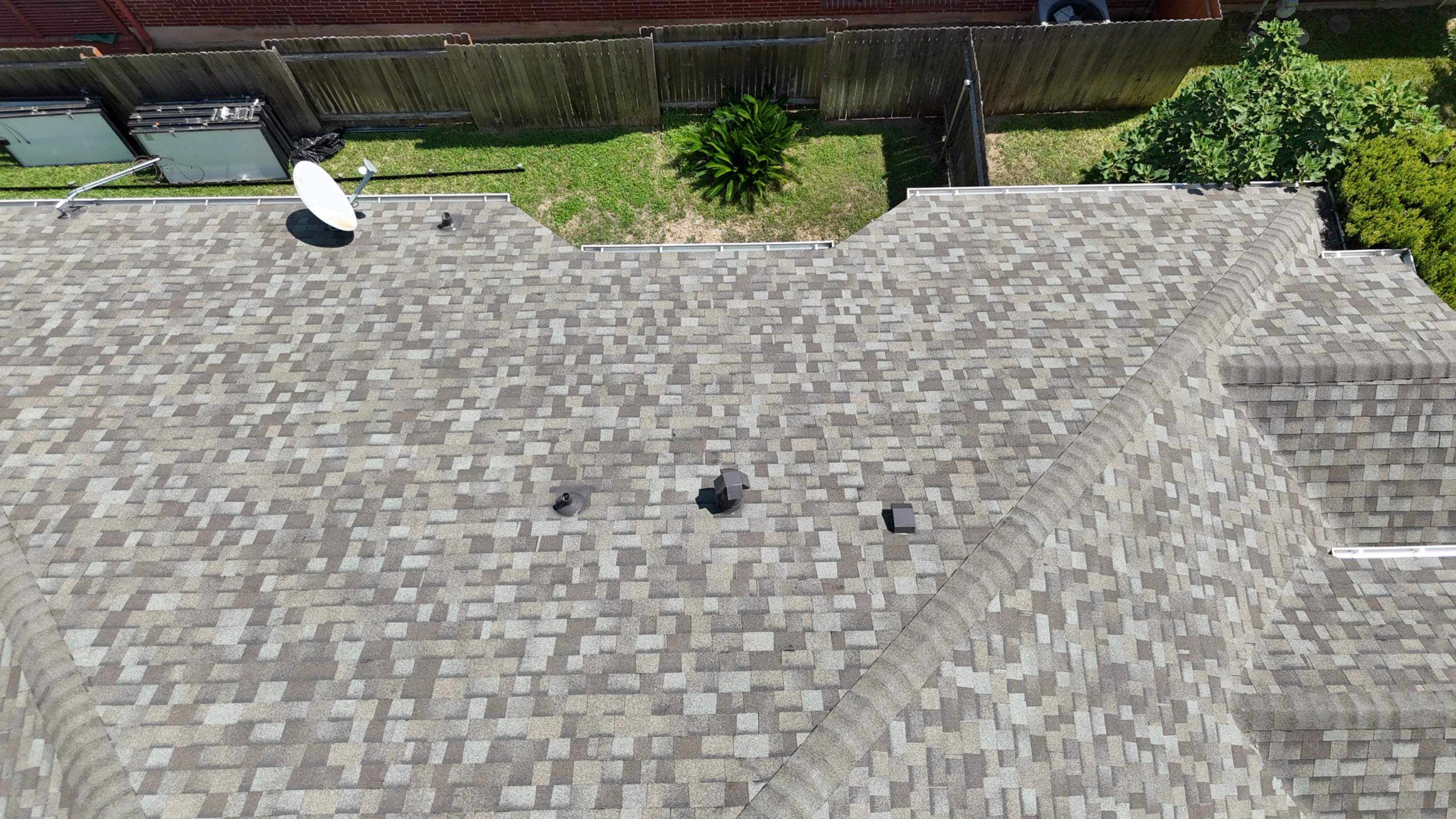 Driftwood - Owens Corning TruDefinition Duration by RoofsOnly.com