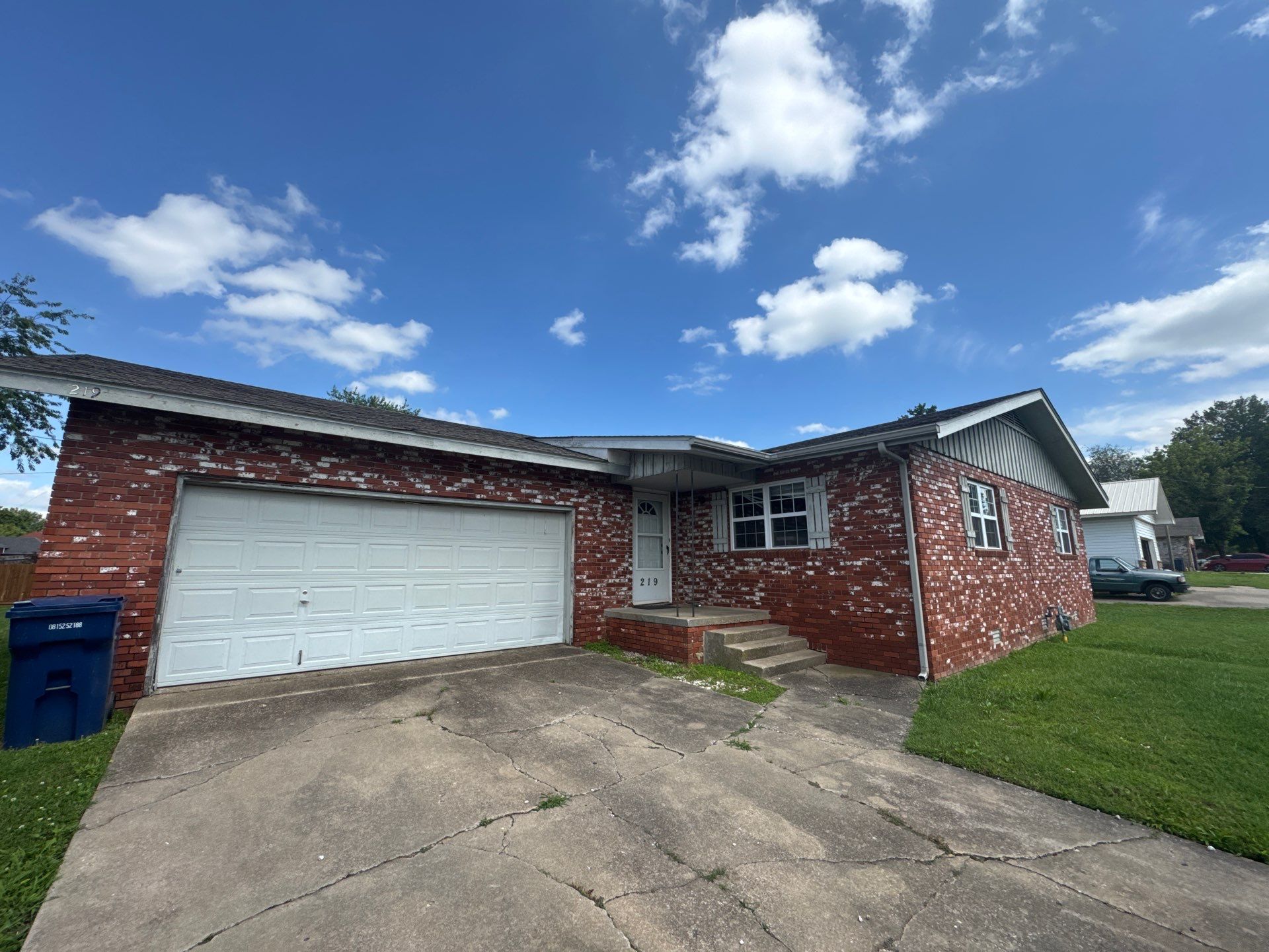 Residential Re-roofing Project in Siloam Springs, AR by Ozark Mountain Roofing