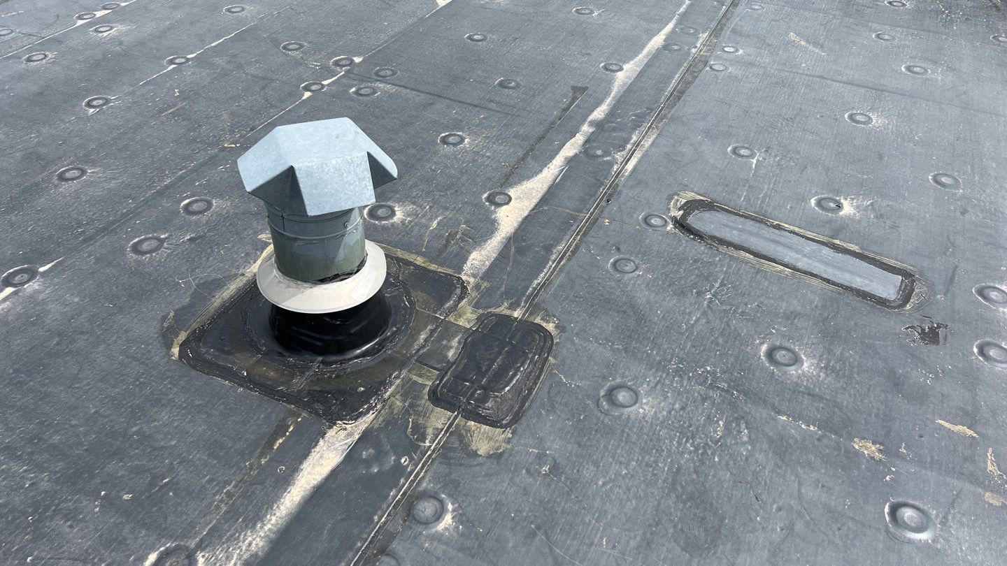Commercial Roofing Installation using MuleHide EPDM .60 - BLACK by A to Z Roofing