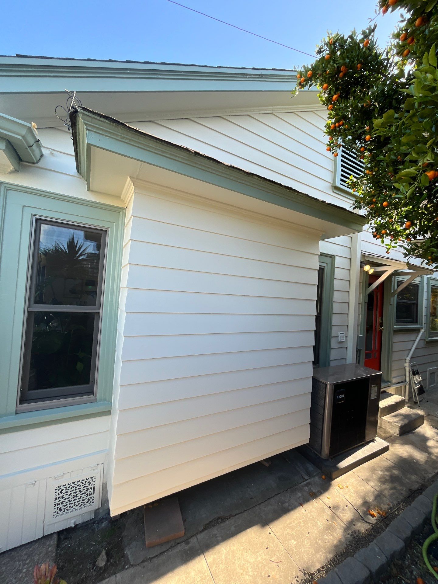 Project in Oakland by Herrera’s Bay Area Painting inc.
