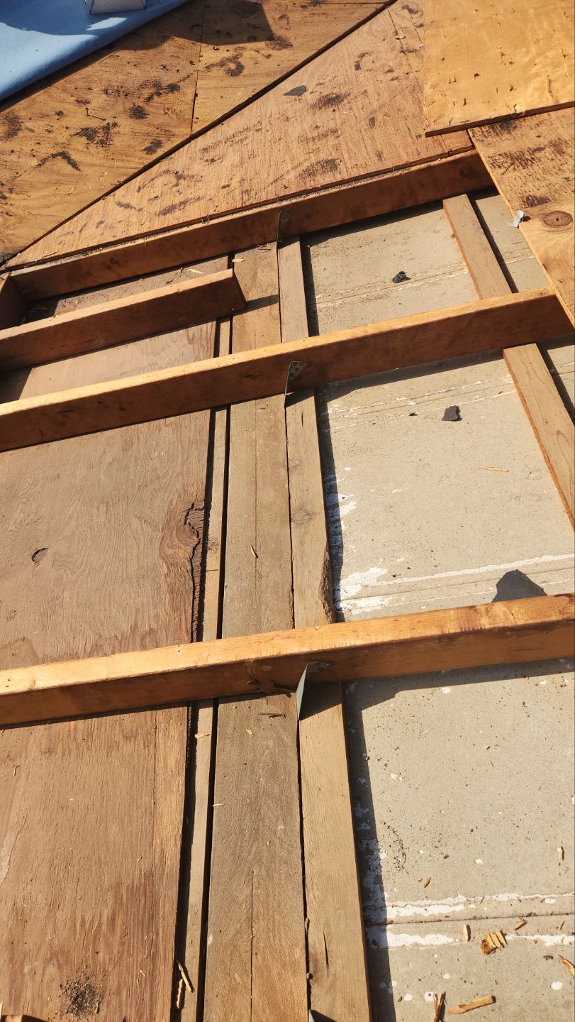 Project in Largo 33774 by Mitchell Roofing Company LLC 