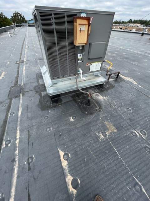 Commercial Roofing Installation using MuleHide EPDM .60 - BLACK by A to Z Roofing