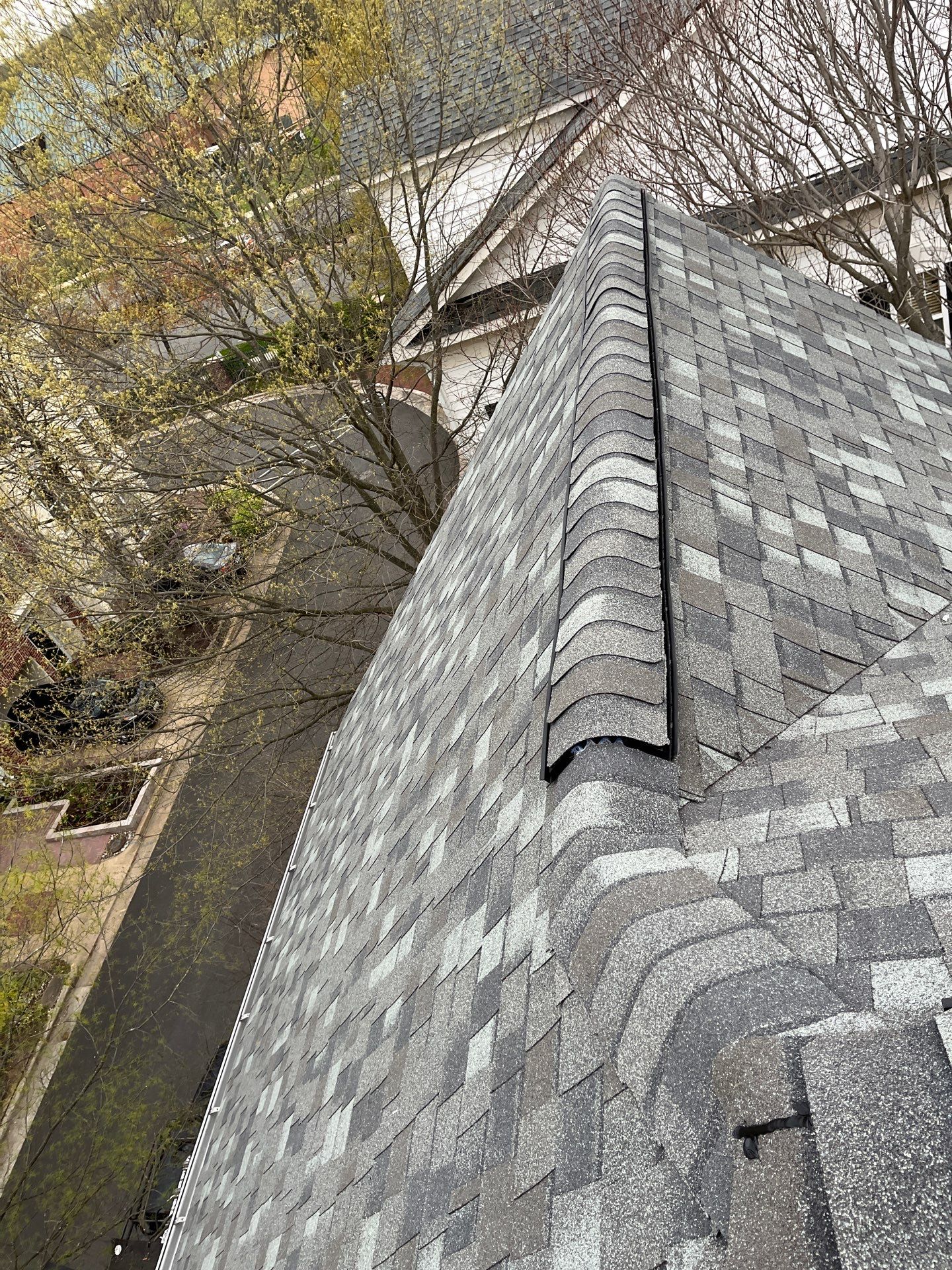 Alexandria: CertainTeed Landmark Pro Designer Shingles in Max Def Georgetown Gray by RM Banning, Inc.