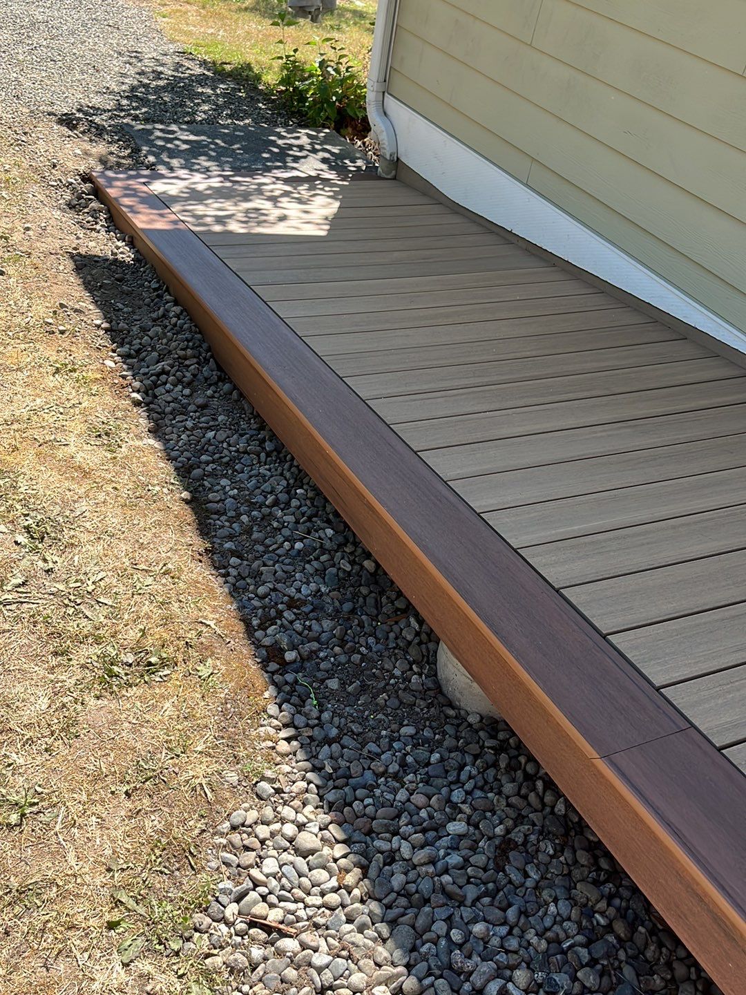  Simple Small Deck by Alki deck builders 