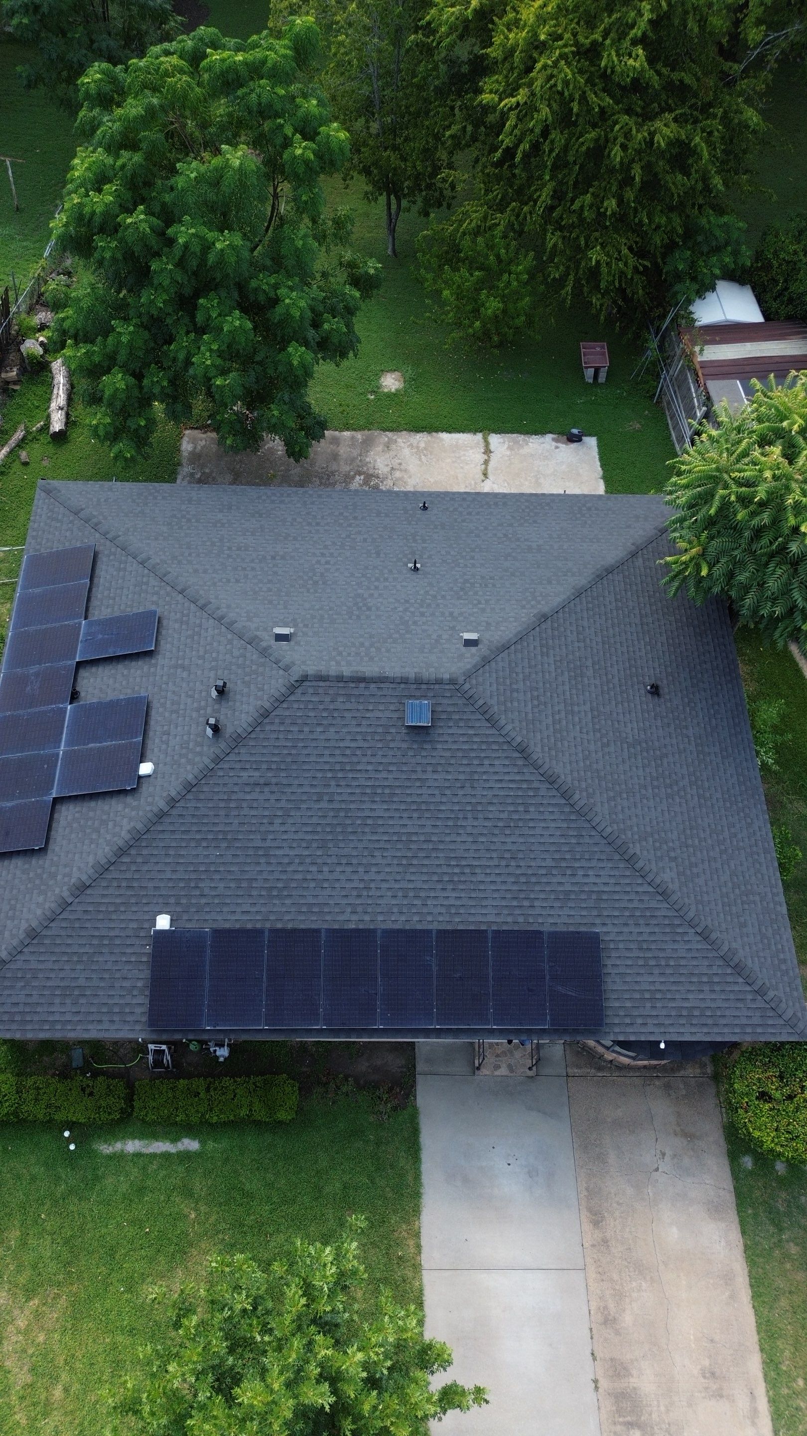 GAF Natural Shadow - Charcoal  by Top Sun Roofing