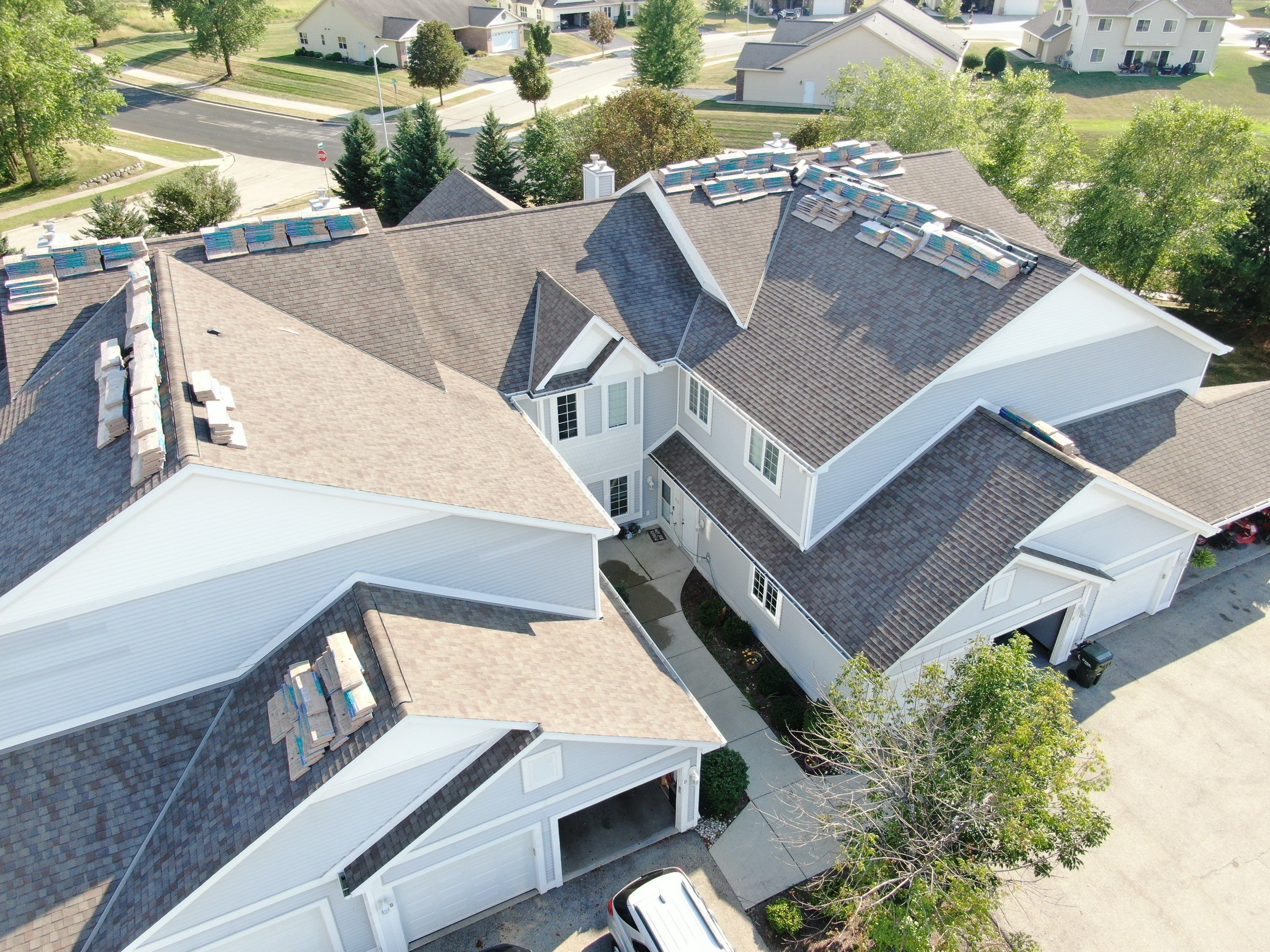 Bridlewood Condo Association by LeFever Roofing LLC
