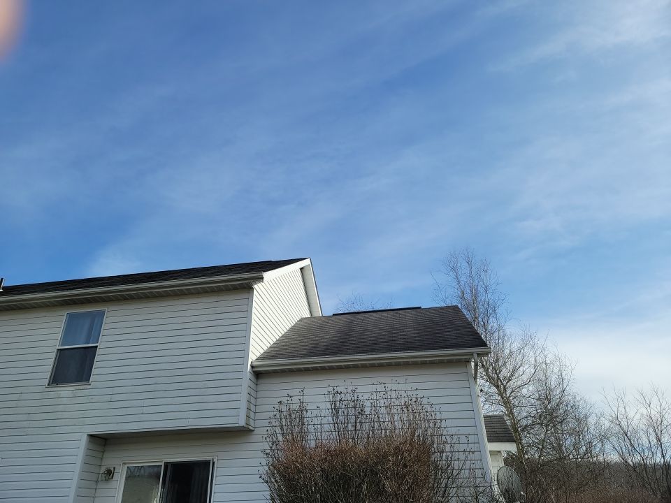 ATLAS PINNACLE COLOR: BLACK SHADOW DRIP EDGE: WHITE by Eagle Eye Roofing