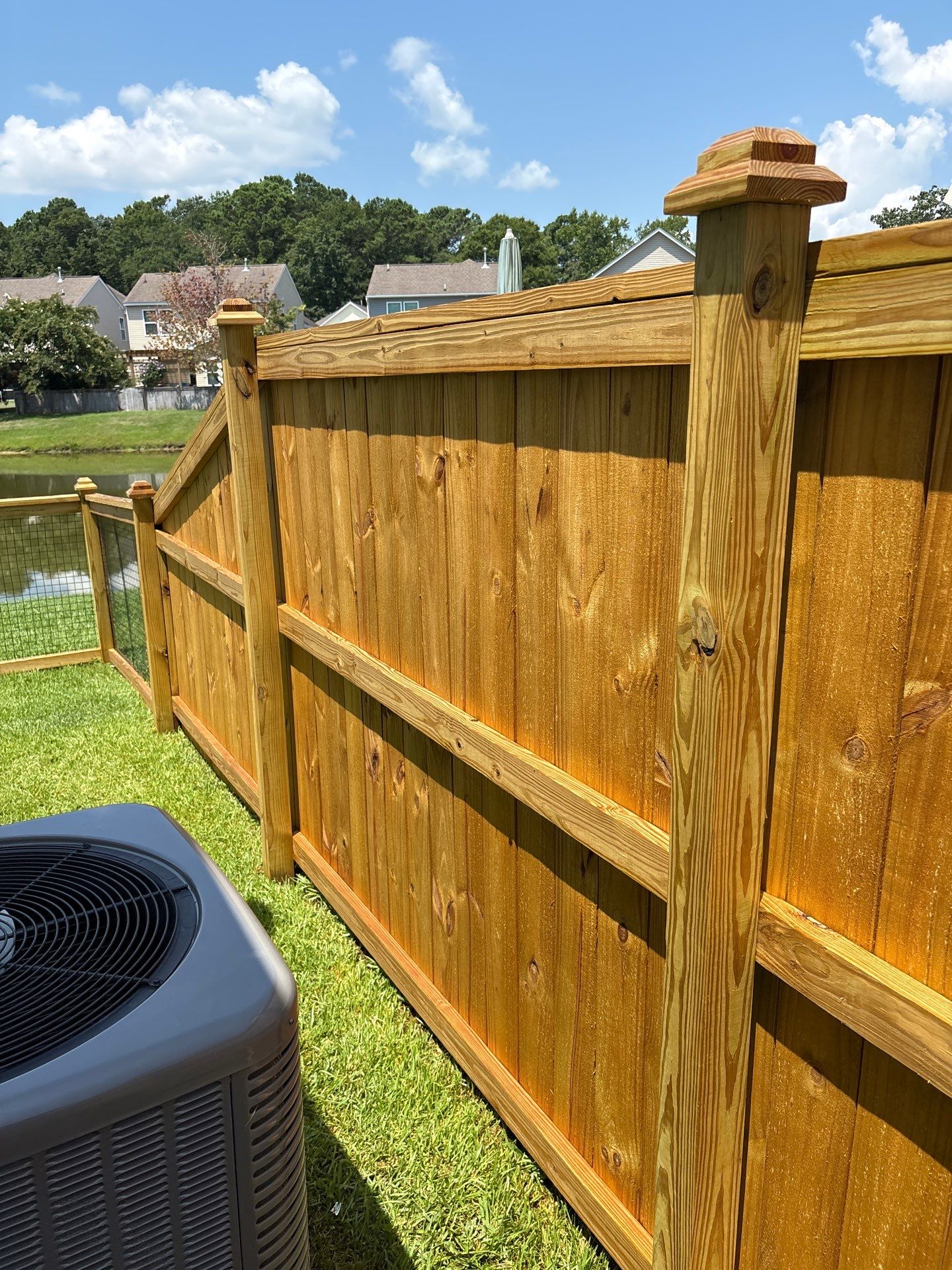 Wood Fence using Wood Sealant by DuraSeal
