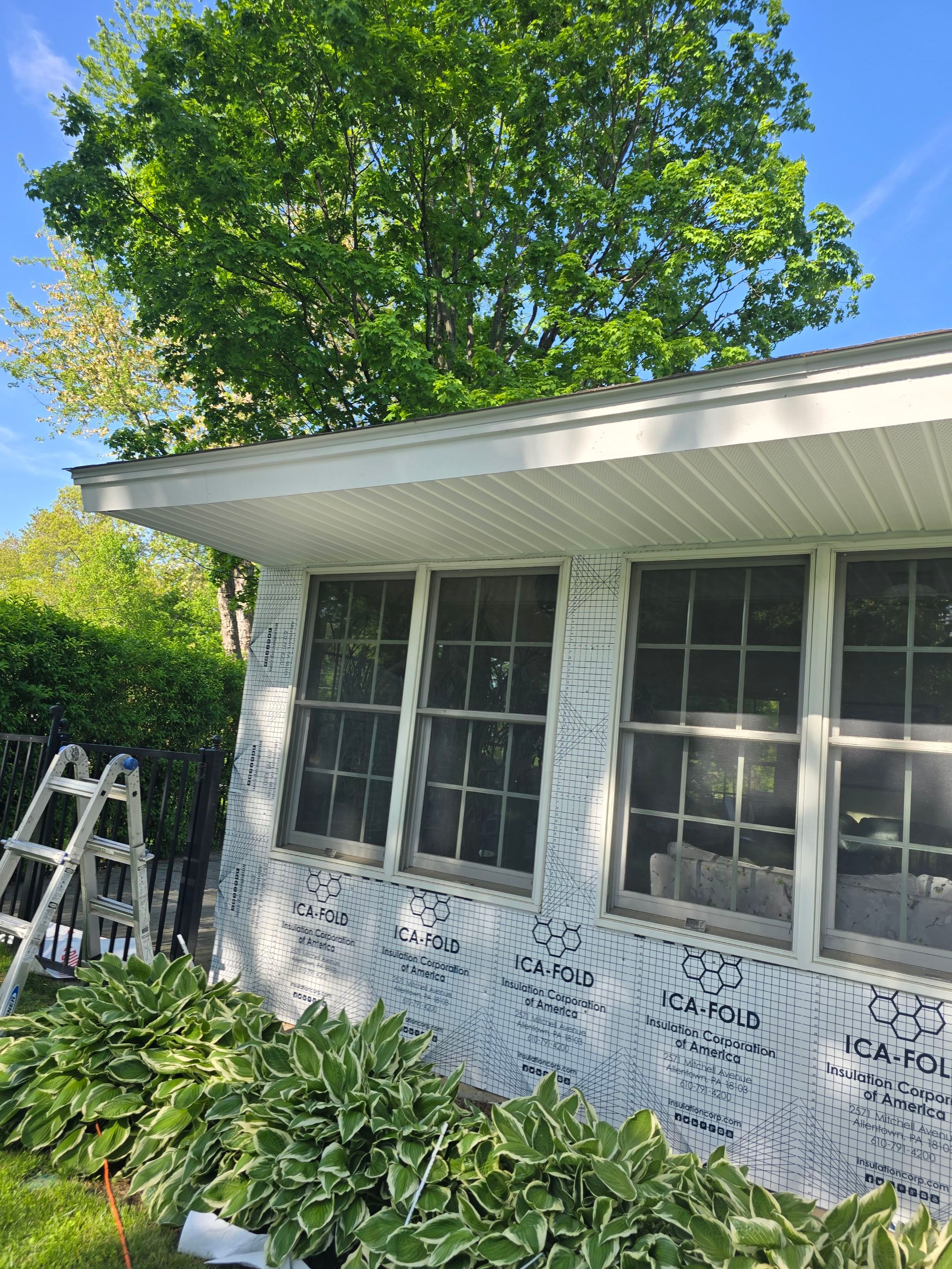 Vinyl Siding Transformation – Pacific Blue by Mighty Dog Roofing of Greater Middlesex County