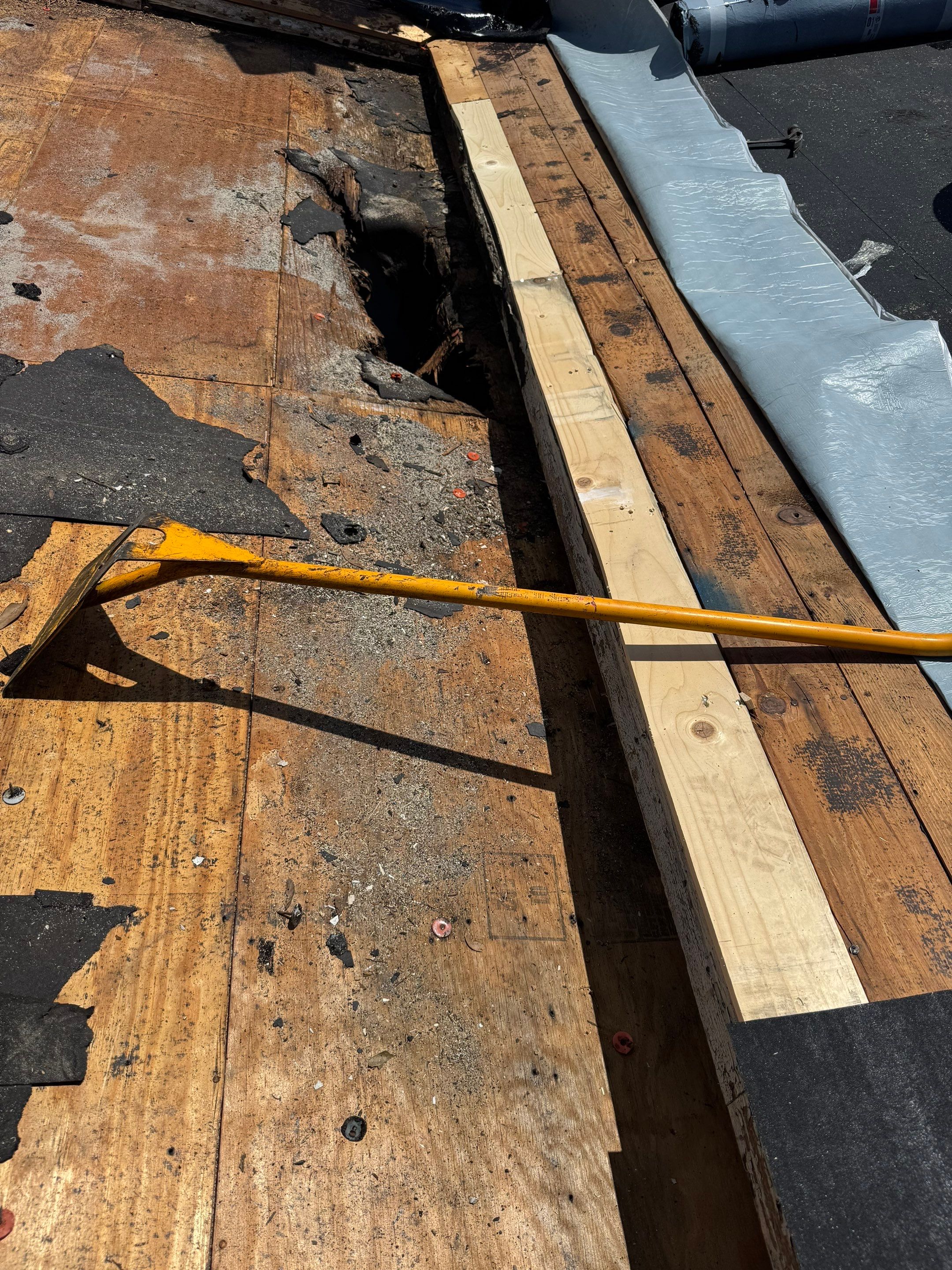 Project in St. Petersburg 33711 by Mitchell Roofing Company LLC 