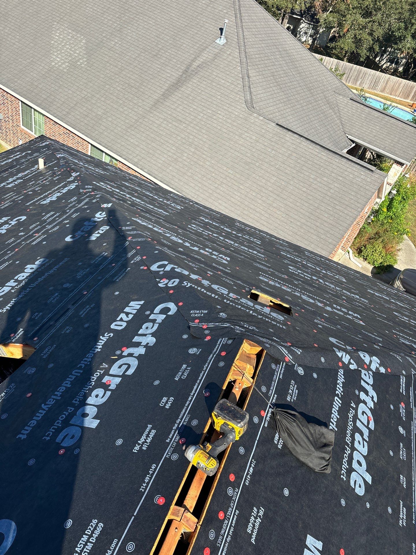 Residential Roofing Installation using Owen's Corning Duration (Lifetime) Shingles by Roof Repair Company