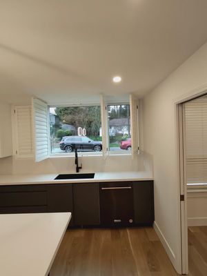 Move in Repair for Sycamore Property In West Vancouver