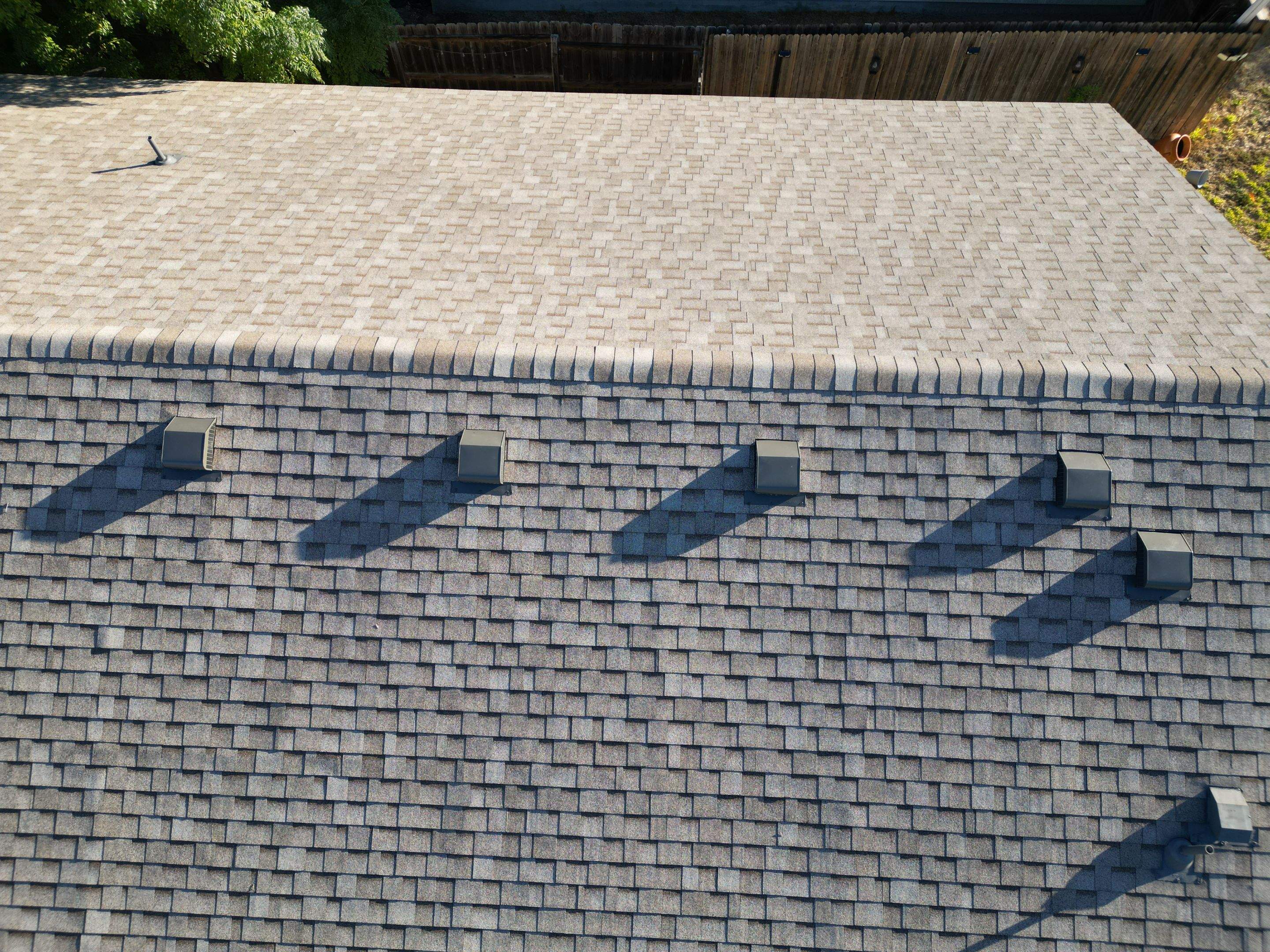 Beachwood - Iko Cambridge by RoofsOnly.com