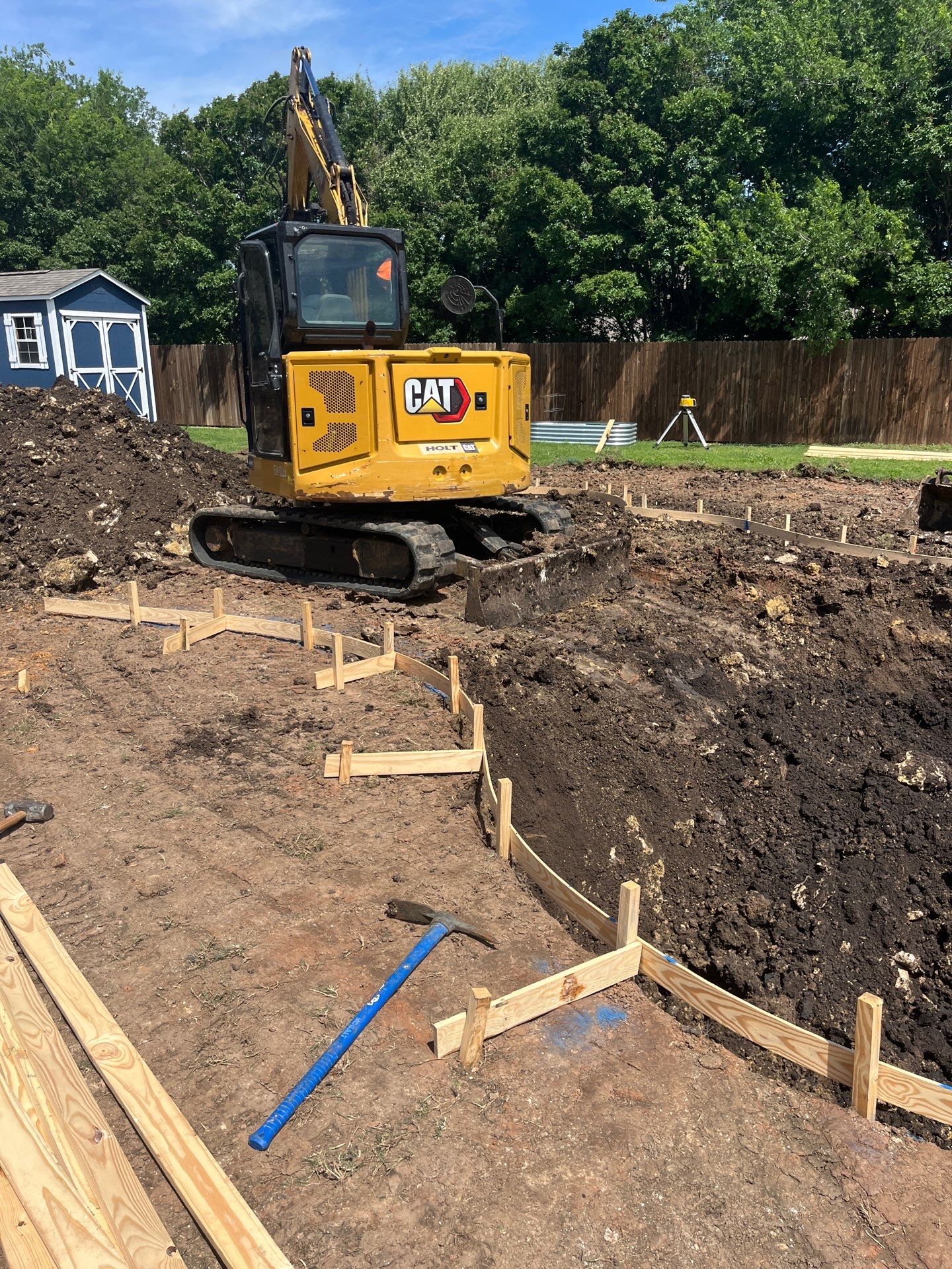 Freeform Pool with Raised Spa and Fire Feature by Pinnacle Pools and Spas - DFW