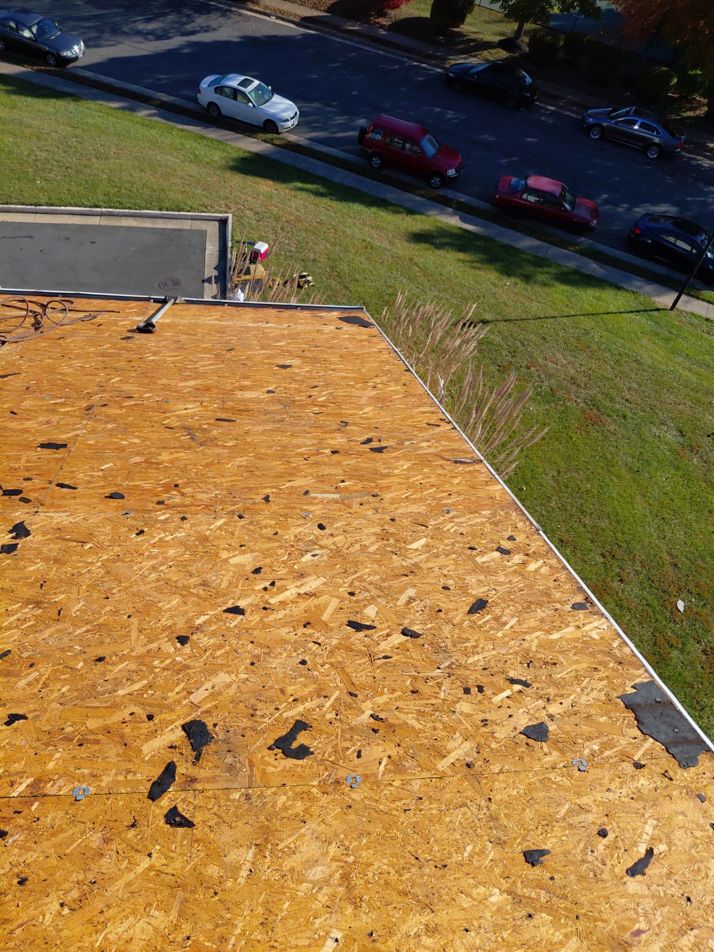 Woodbridge:Residential Roof Replacement with CertainTeed Landmark PRO in Max Def Moire Black  by RM Banning, Inc.