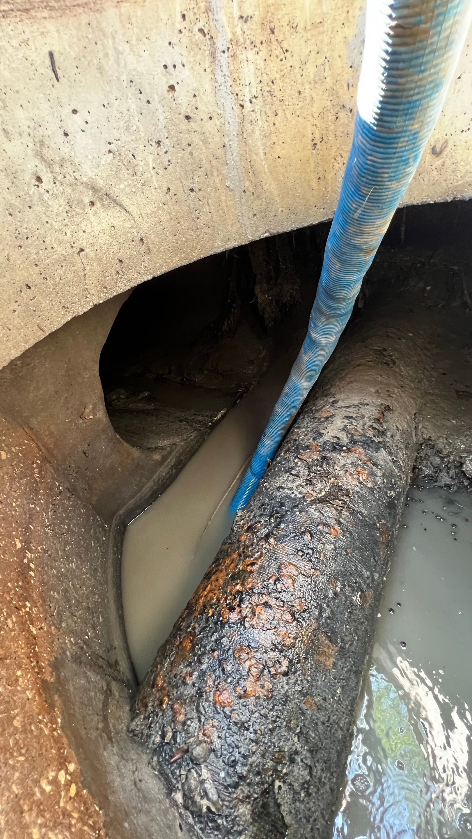 Condo Parking Garage Cleanup and Stormwater System Maintenance by APS Power & Water
