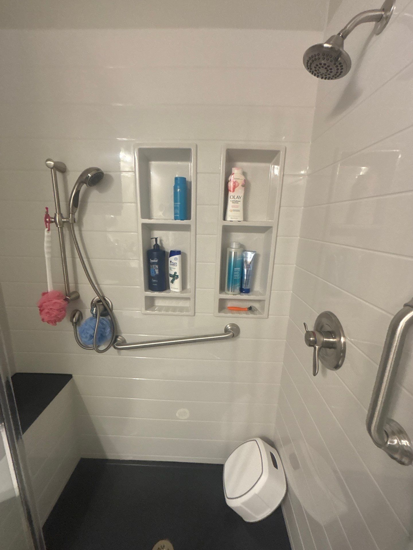 Hall Bath for Parents by New Bath Technologies