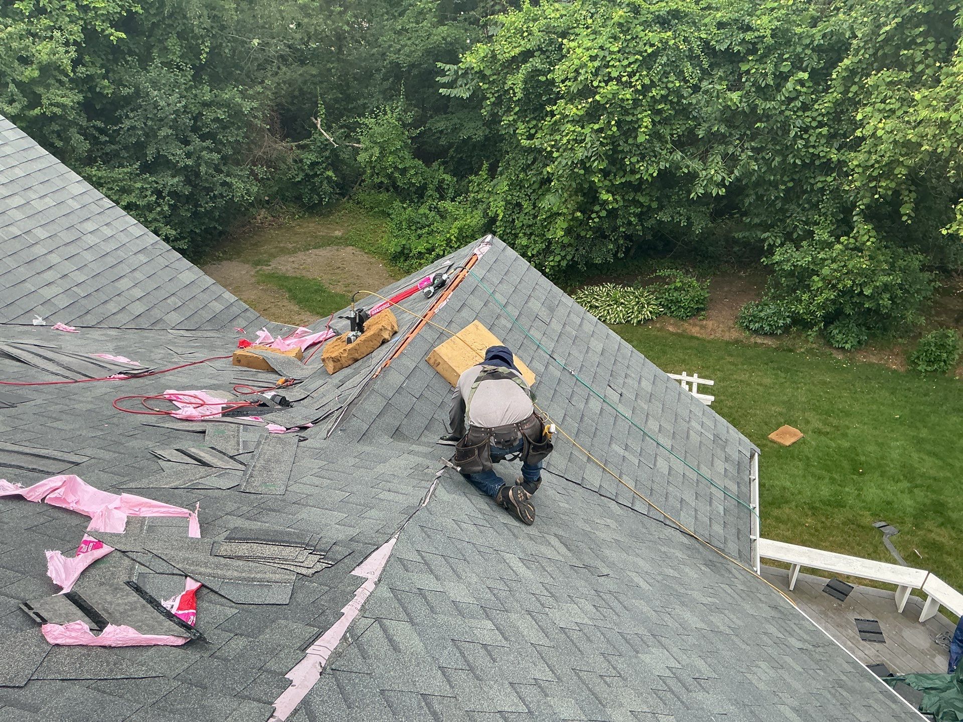 Asphalt Shingle Roof Replacement | Billerica, MA by Mighty Dog Roofing of Greater Middlesex County