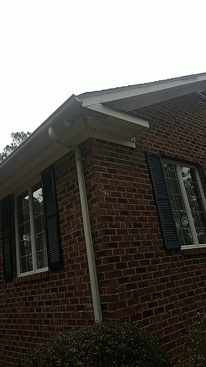 Fascia and Soffit by American Roofing NC