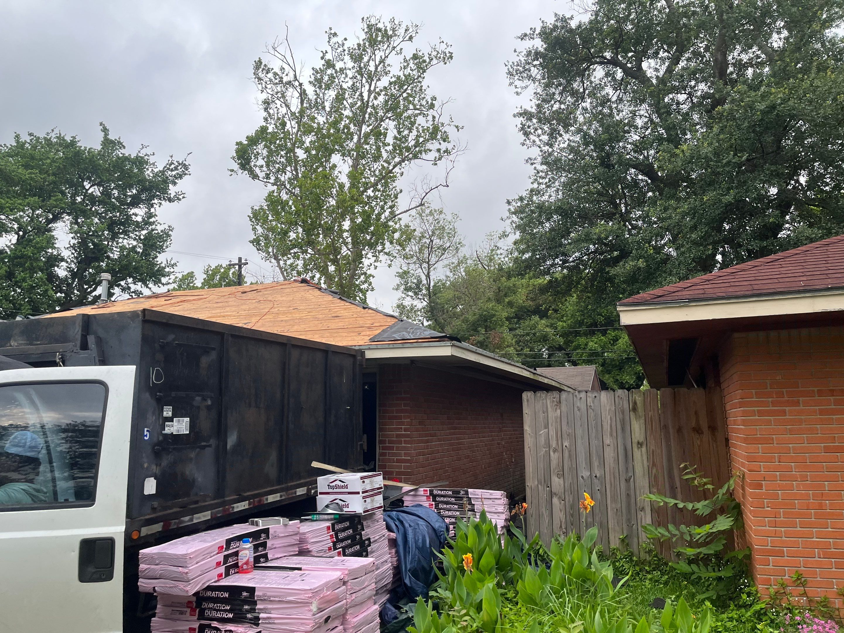 Residential Roofing Installation using Owen's Corning Duration by Roof Concepts Construction