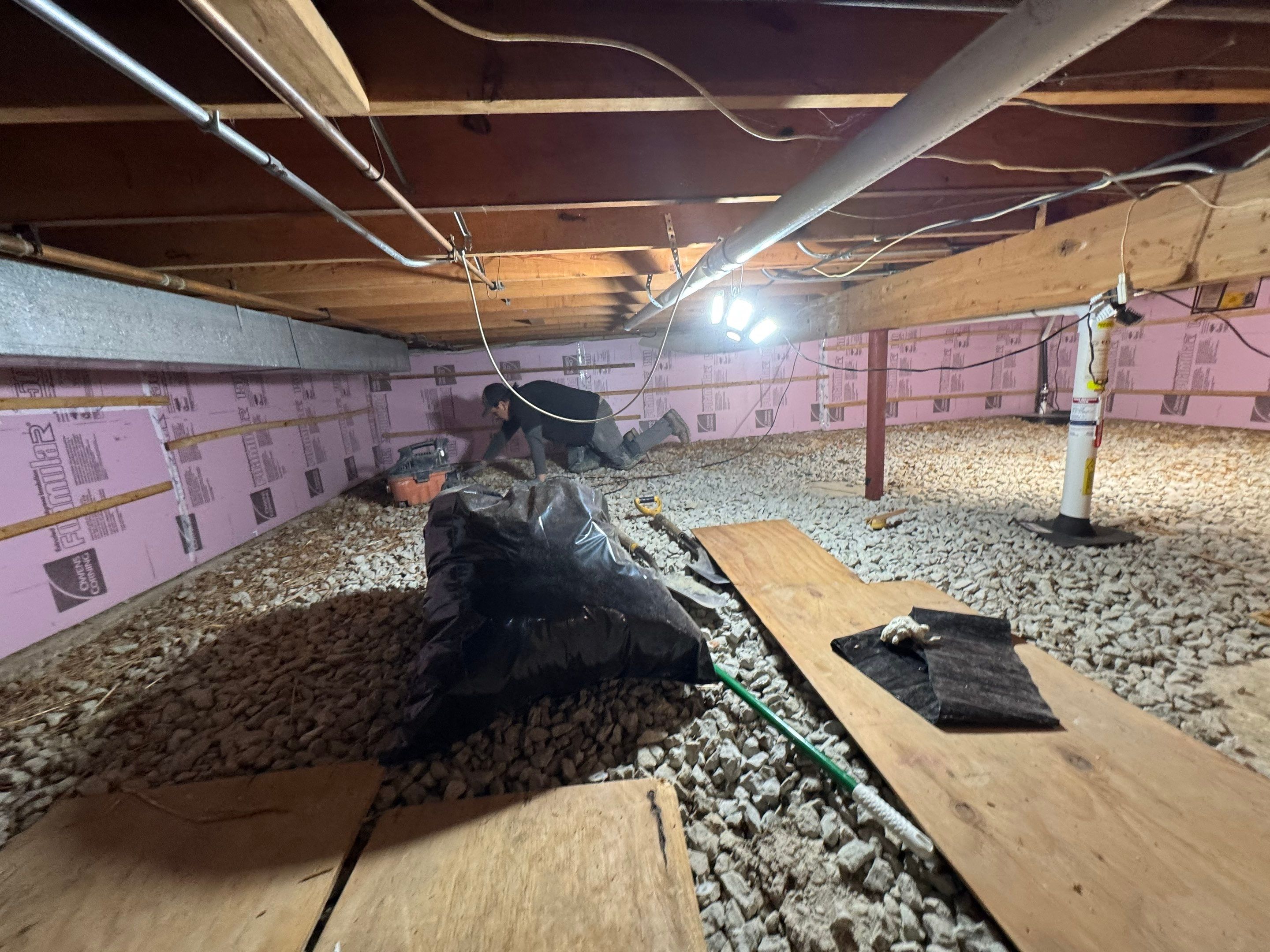 Jump Up Crawlspace Encapsulation by Area Wide Waterproofing