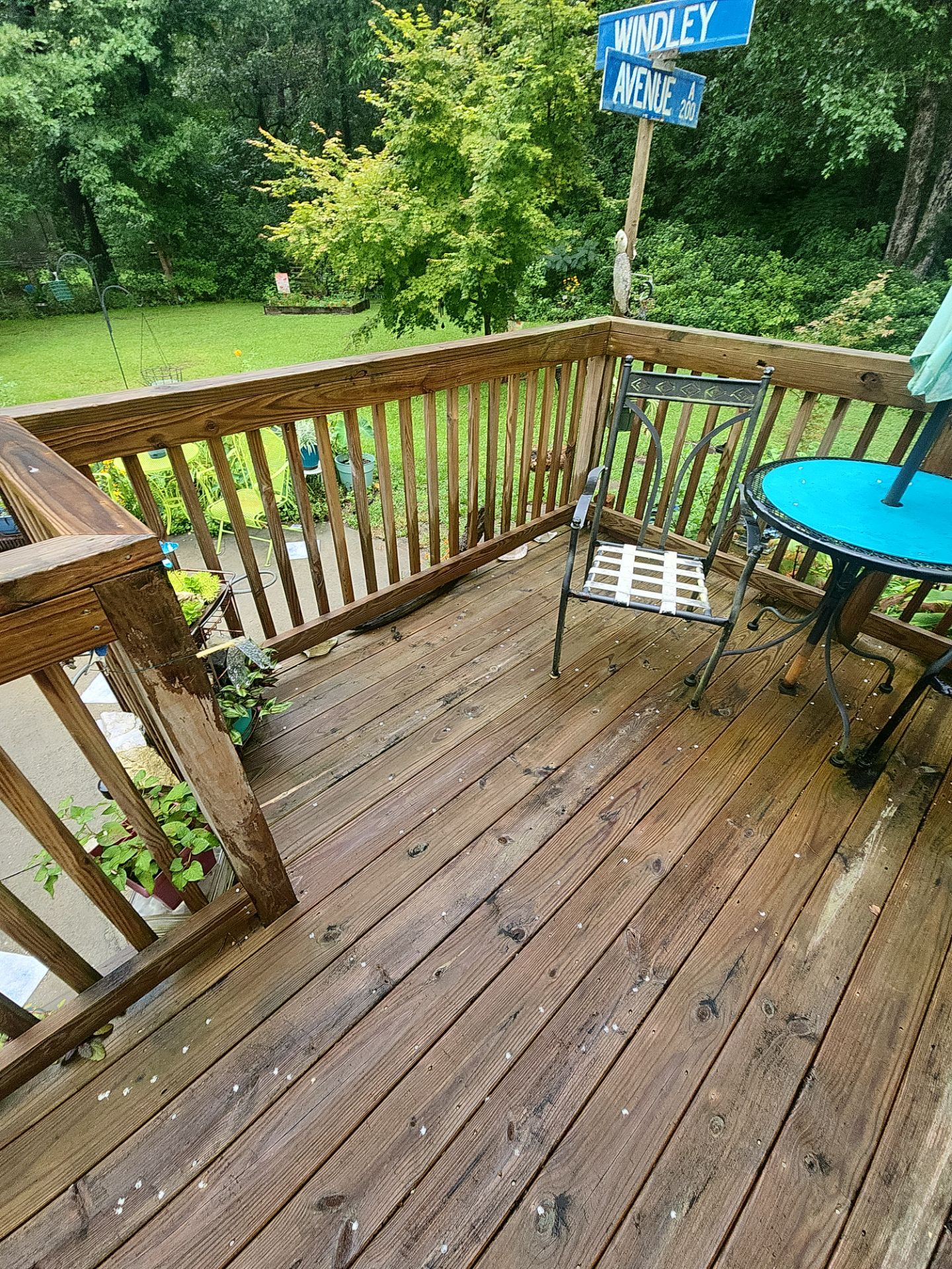 Deck using Wood Sealant by DuraSeal