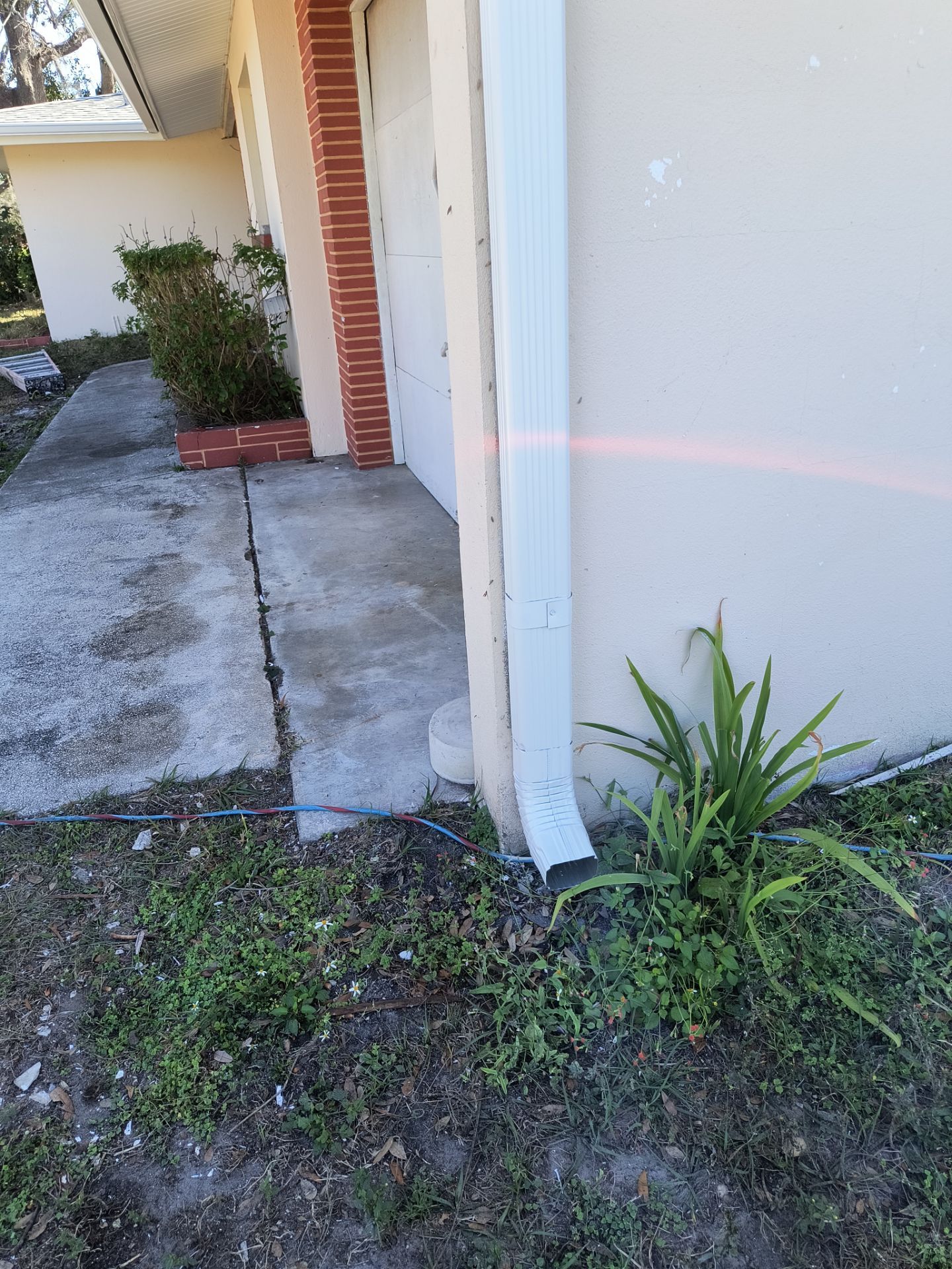 White Soffit and Fascia Upgrade in Sarasota FL by Gutter Professors