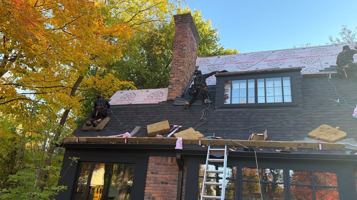 Roof Replacement using Owens Corning Onyx Black by 180 Contractors
