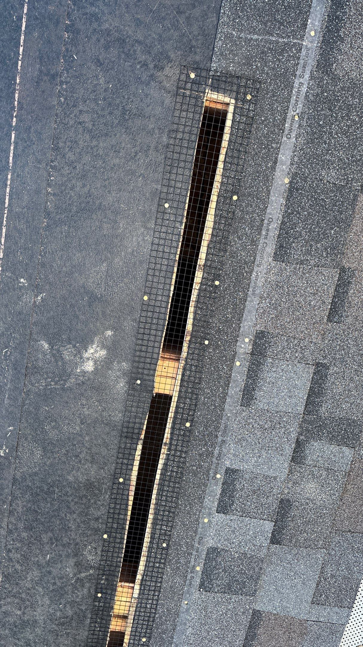 Roof Replacement using Owens Corning Williamsburg Grey by 180 Contractors