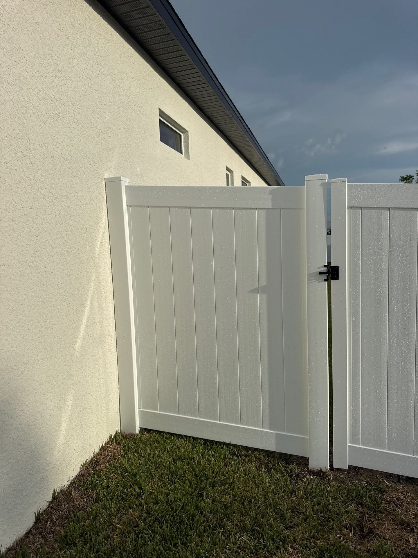 Residential Vinyl Privacy Fence Installation in Port Charlotte by True Fence LLC