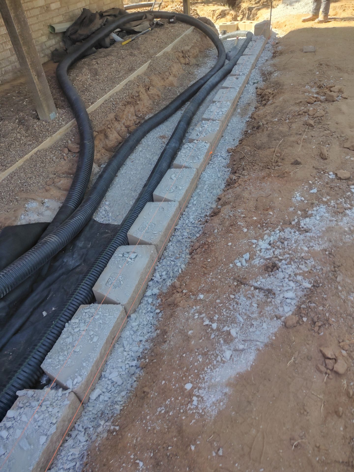 Retaining Wall by Clays Services Inc