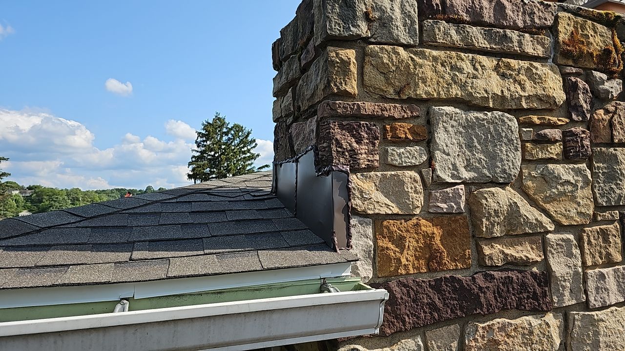 ATLAS PINNACLE HP W/SCOTCHGARD COLOR: WEATHERED WOOD by Eagle Eye Roofing