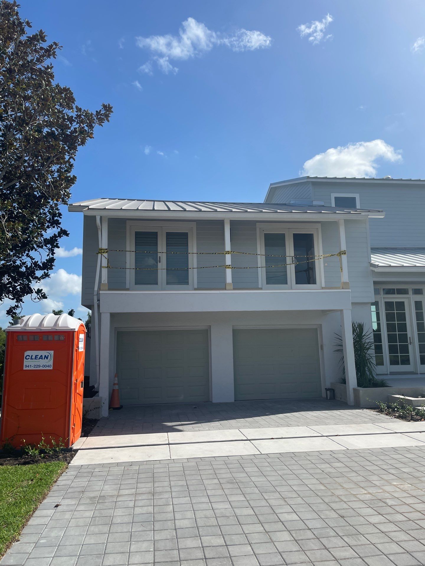 7-Inch K-Style Seamless White Gutters in Osprey FL by Gutter Professors